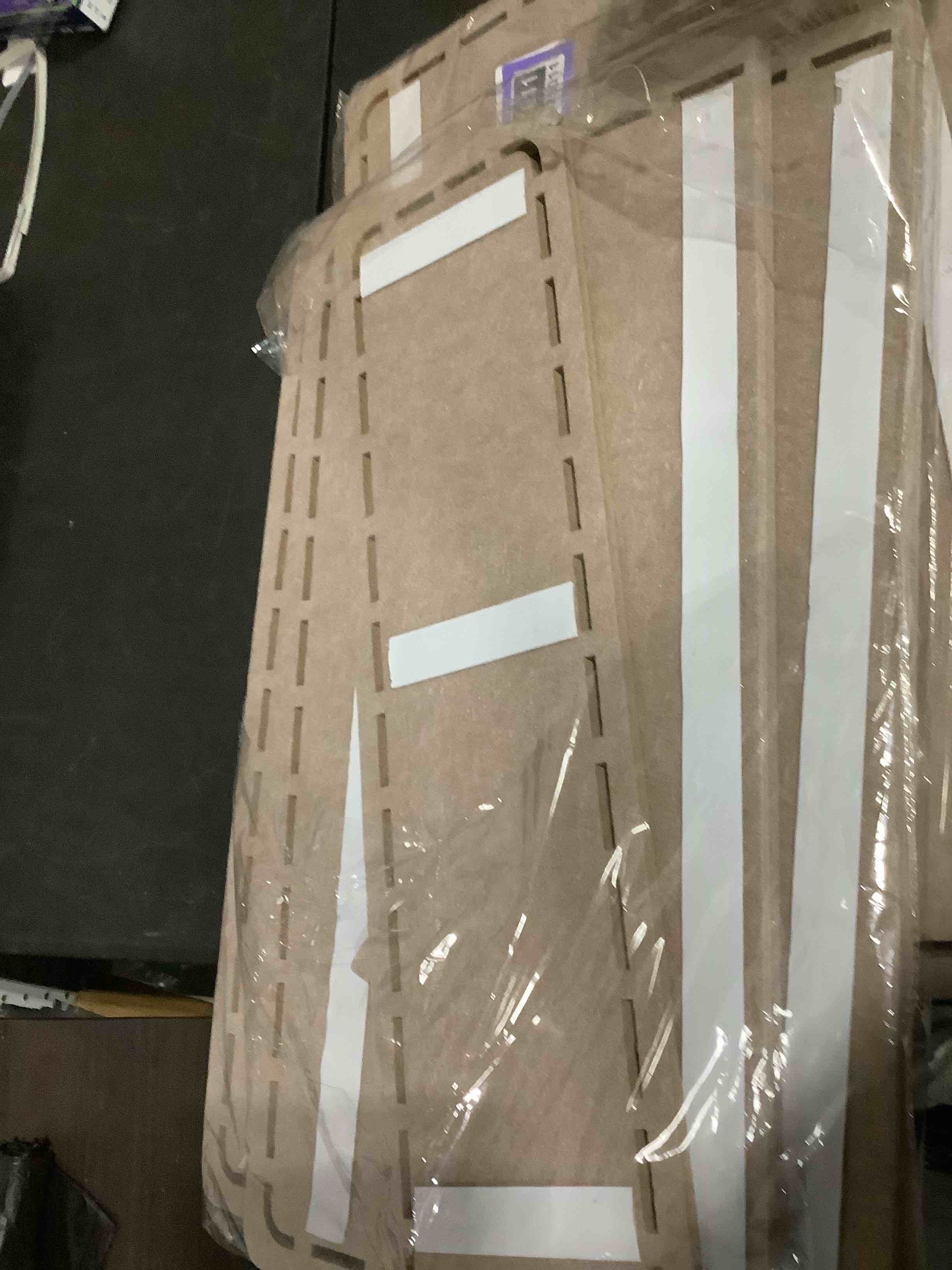 https://s3.amazonaws.com/lotting-images-prod/NKYBargainOutlett/PPE3875011_1777047538370.jpeg