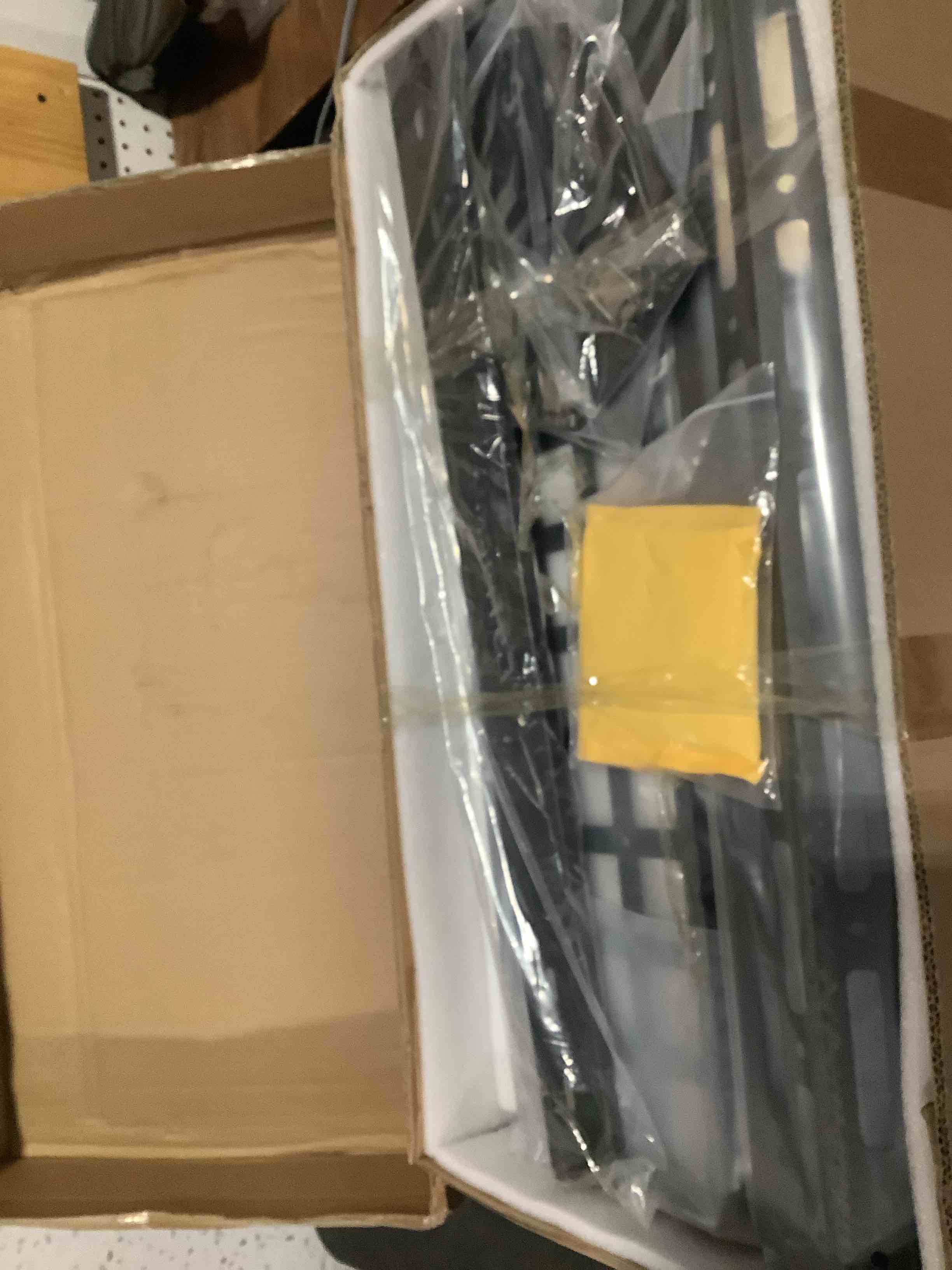 https://s3.amazonaws.com/lotting-images-prod/NKYBargainOutlett/PPE3875034_1777130278230.jpeg