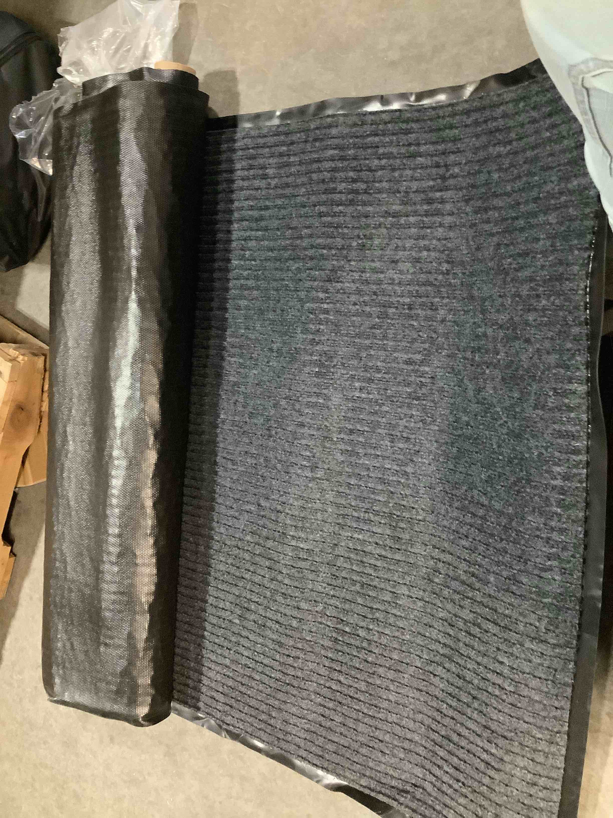 https://s3.amazonaws.com/lotting-images-prod/NKYBargainOutlett/PPE3875040_1777389929755.jpeg