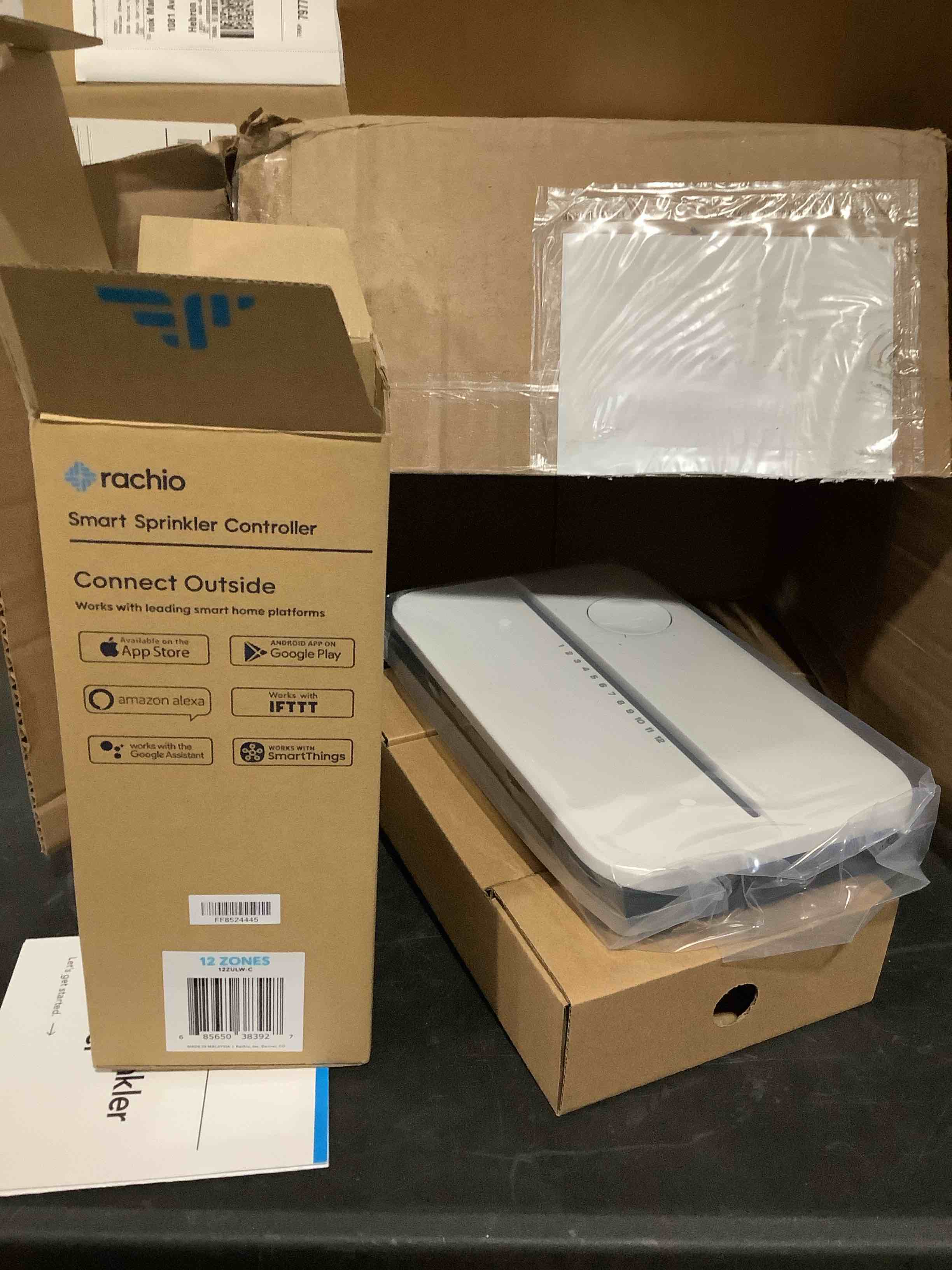 Condition photo showing Good Condition for rachio 3 smart sprinkler controller  12-zone