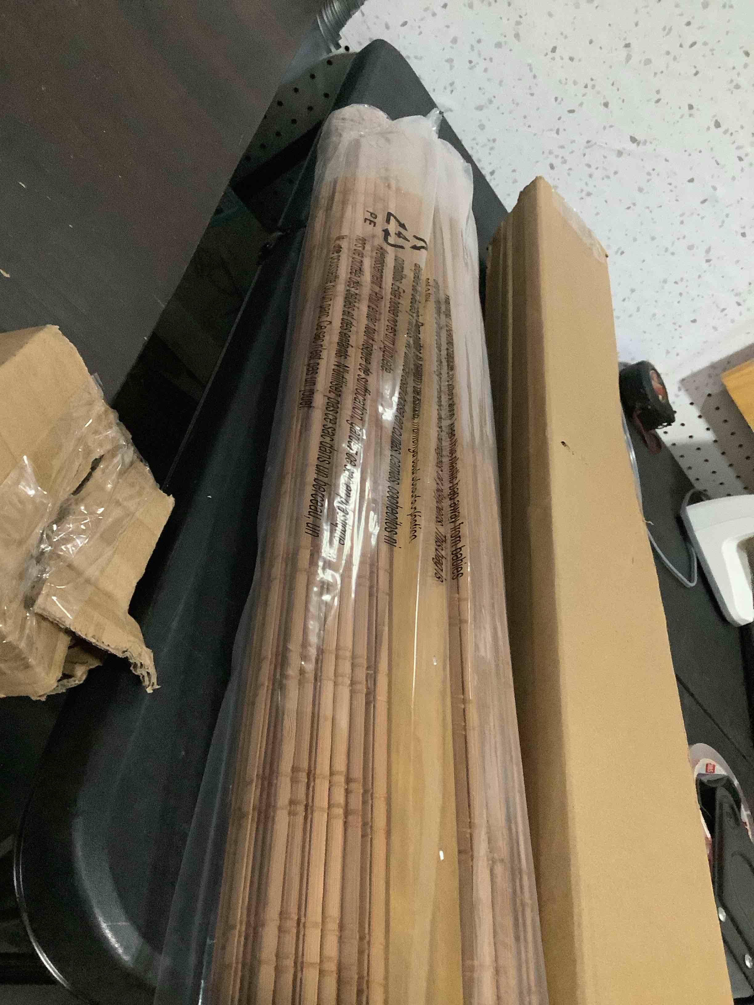 https://s3.amazonaws.com/lotting-images-prod/NKYBargainOutlett/PPE3875052_1777396308324.jpeg