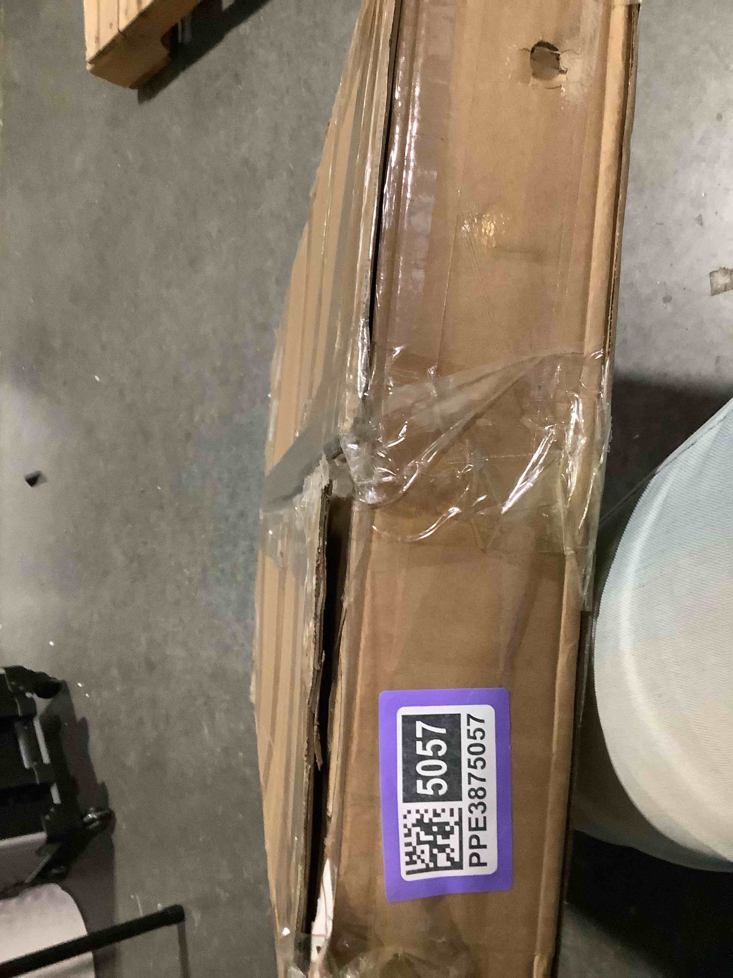 https://s3.amazonaws.com/lotting-images-prod/NKYBargainOutlett/PPE3875057_1777394783404.jpeg