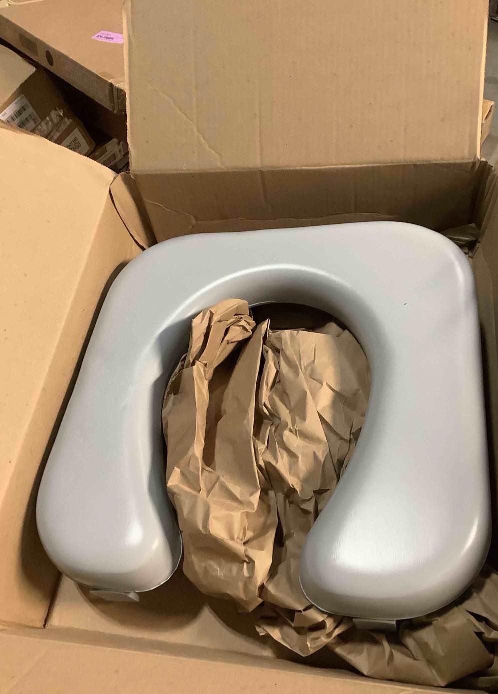 Condition photo showing Good Condition for medline commode replacement parts