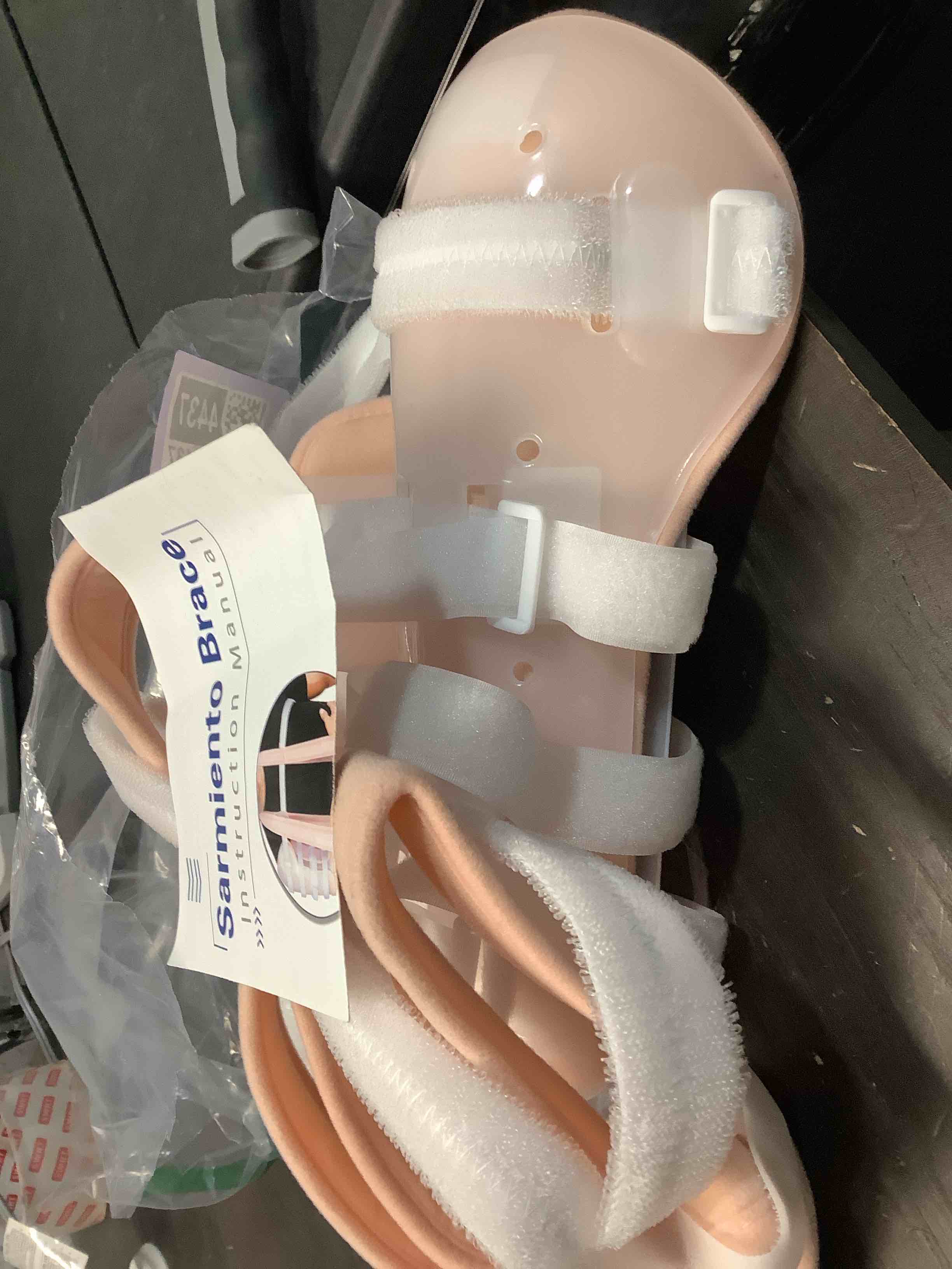 https://s3.amazonaws.com/lotting-images-prod/NKYBargainOutlett/PPE3875090_1777659093680.jpeg