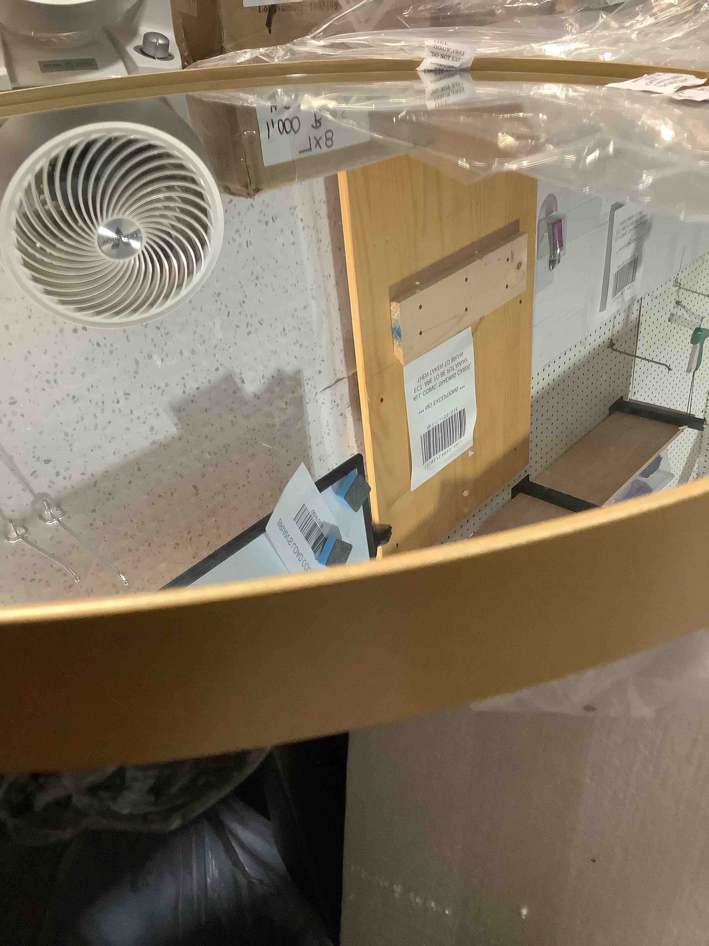 https://s3.amazonaws.com/lotting-images-prod/NKYBargainOutlett/PPE3875098_1777663846102.jpeg