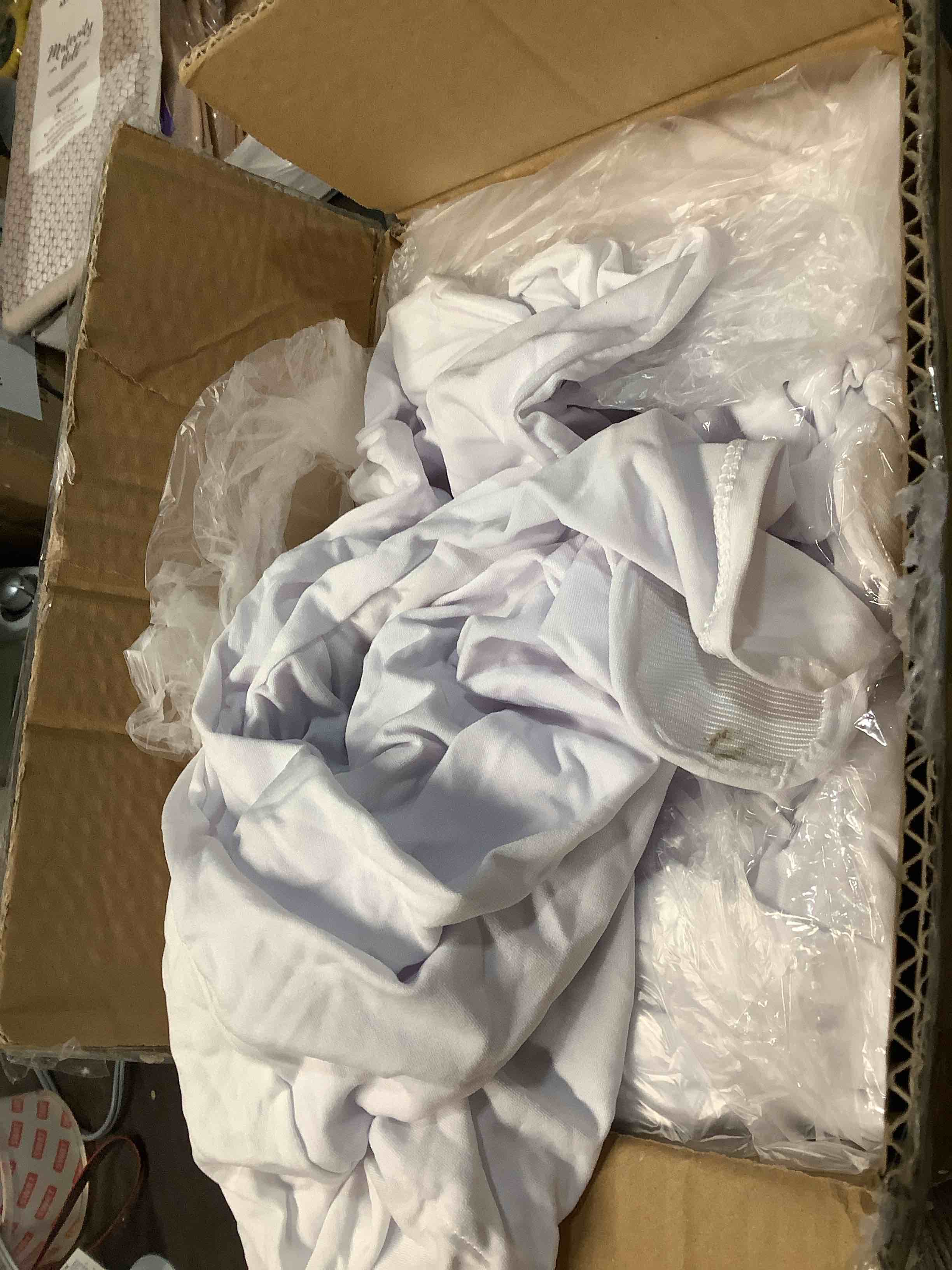 https://s3.amazonaws.com/lotting-images-prod/NKYBargainOutlett/PPE3875113_1777736567470.jpeg