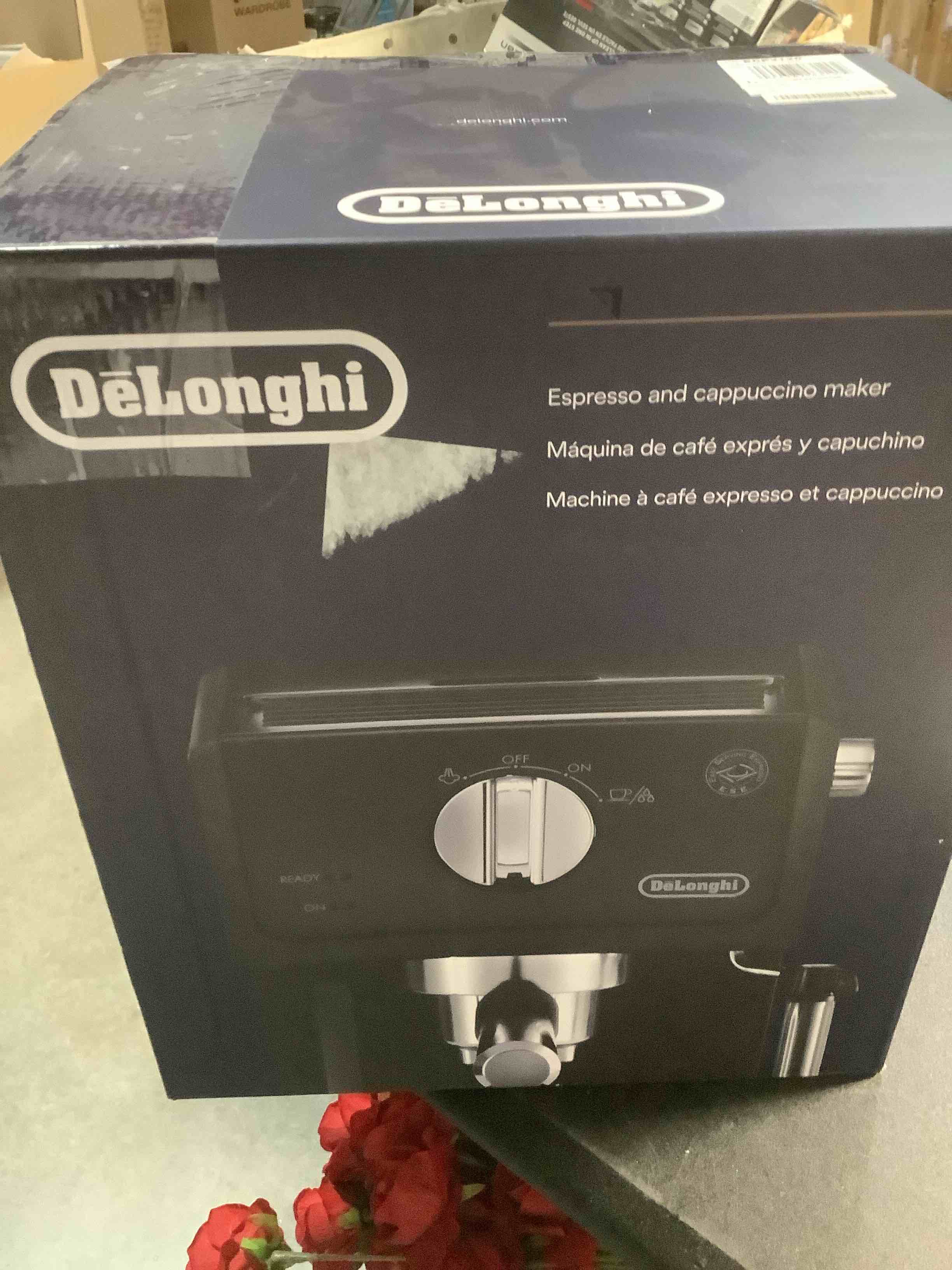 Condition photo showing Good Condition for De'Longhi ECP3120 15 Bar Espresso Machine with Advanced Cappuccino System, 9.6 x 7.2 x 11.9 inches, Black/Stainless Steel