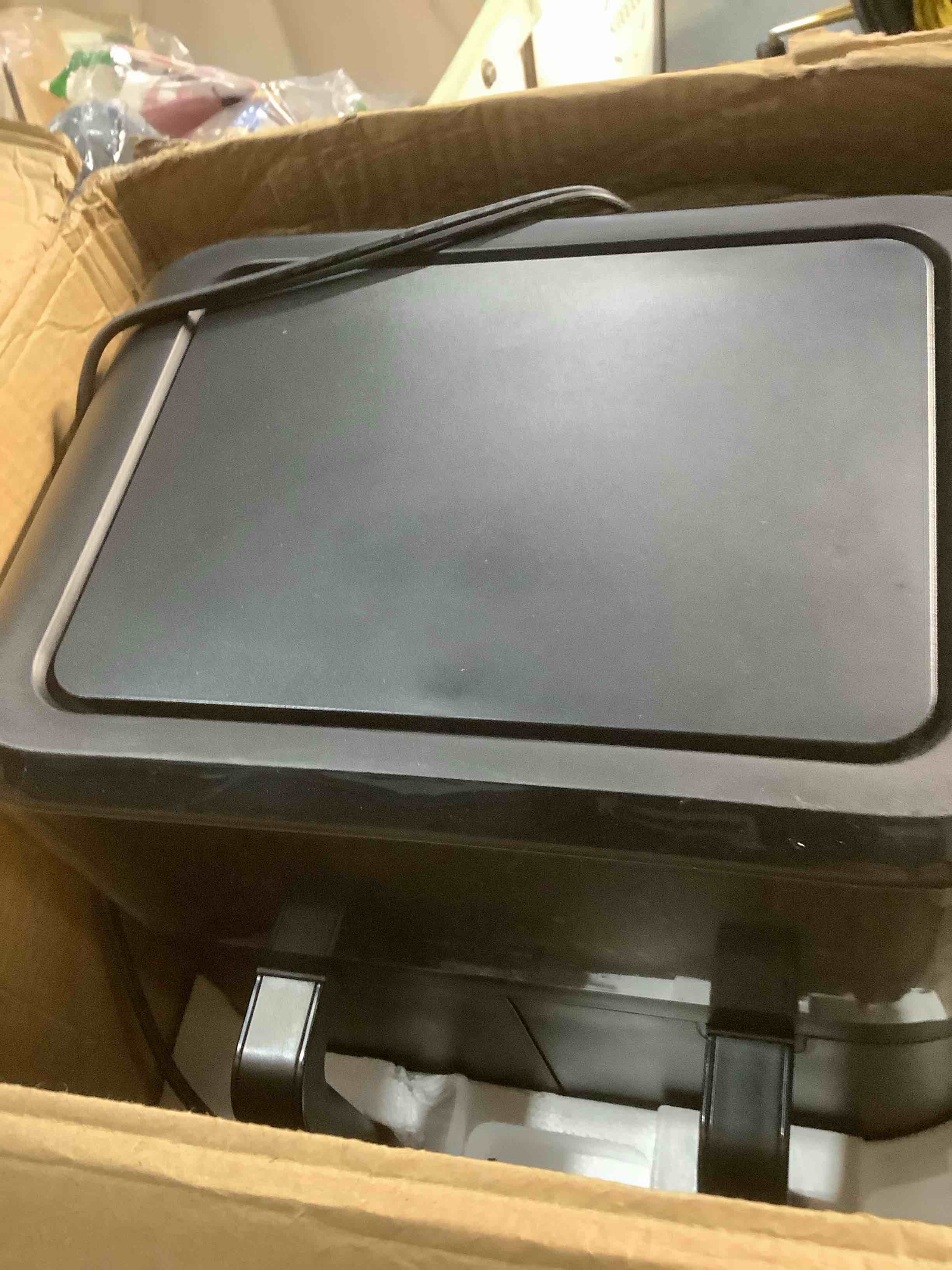 Condition photo showing Good Condition for Chefman 6 Quart Dual Basket Air Fryer - Digital Touchscreen, Smart Sync Finish, Hi-Fry, Auto Shutoff, 2 Independent 3QT Nonstick Dishwasher-Safe Frying Baskets - Digital Double Air Fryer - Black 6 Quart Air Fryer