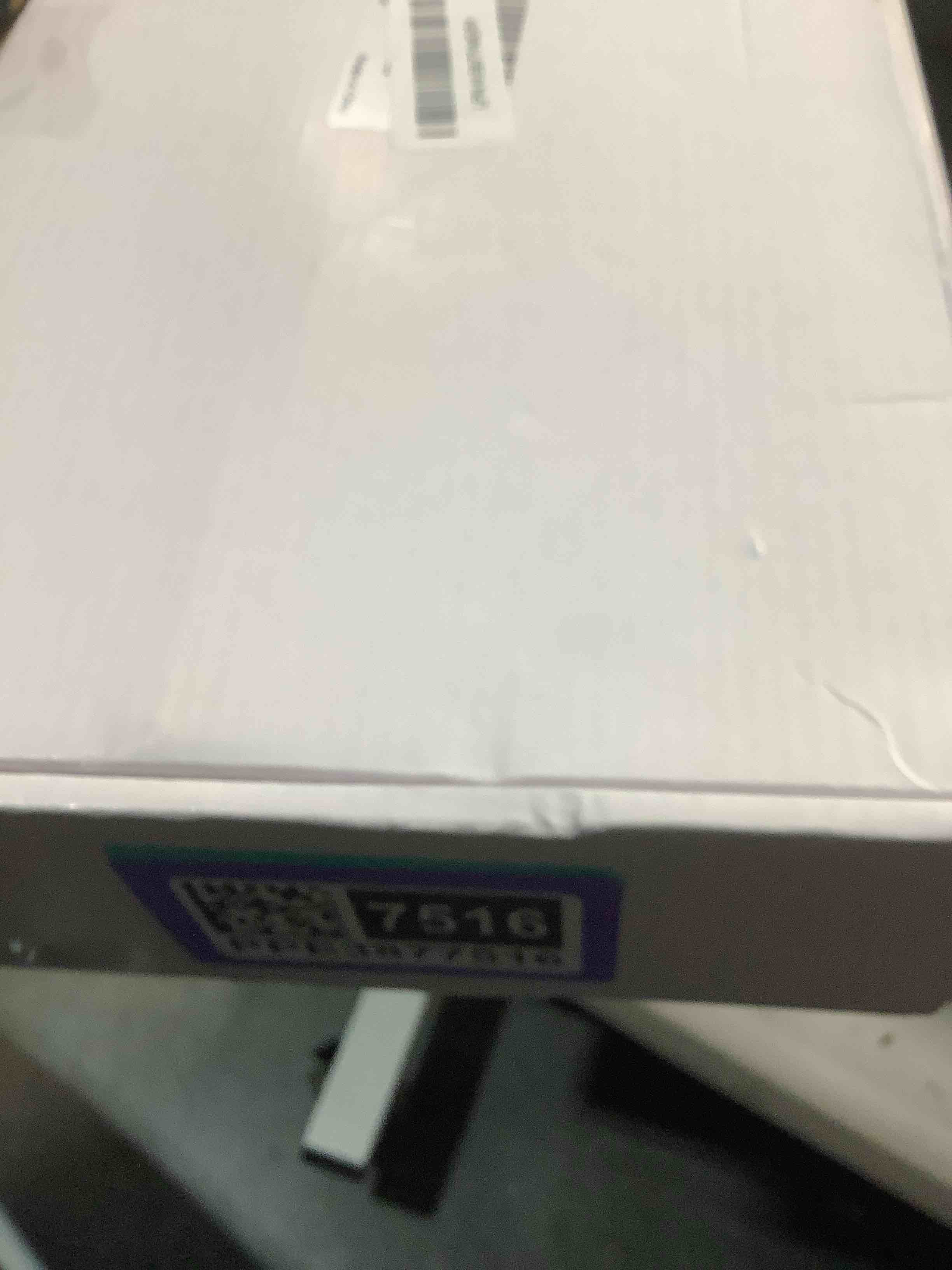https://s3.amazonaws.com/lotting-images-prod/NKYBargainOutlett/PPE3877516_1774382353268.jpeg