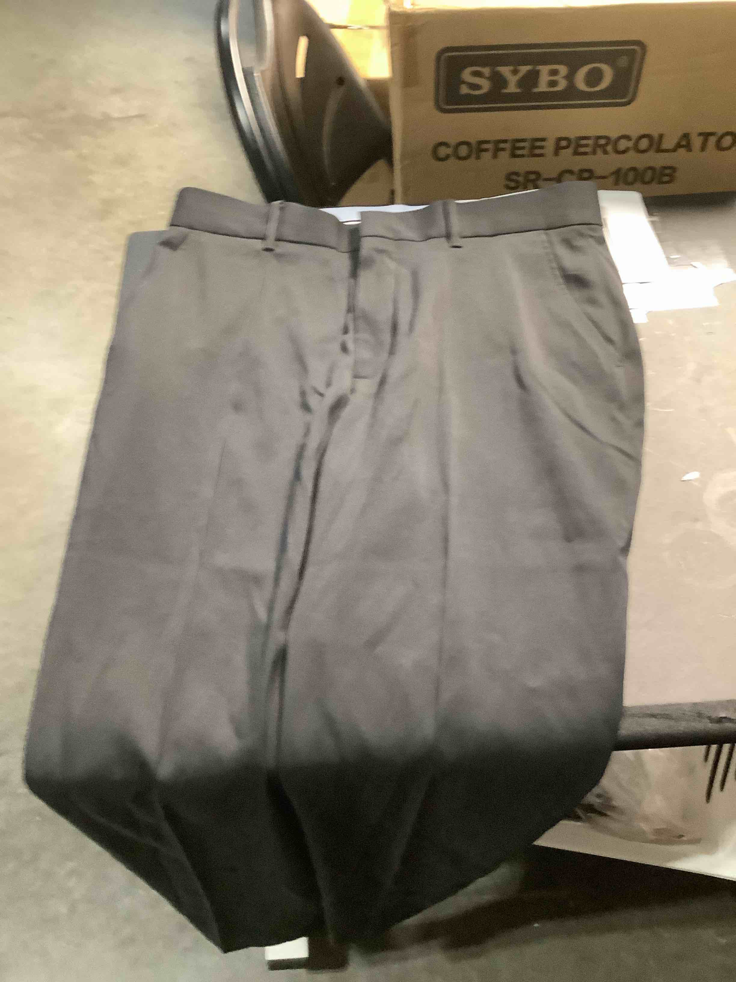 https://s3.amazonaws.com/lotting-images-prod/NKYBargainOutlett/PPE3877904_1775313704741.jpeg