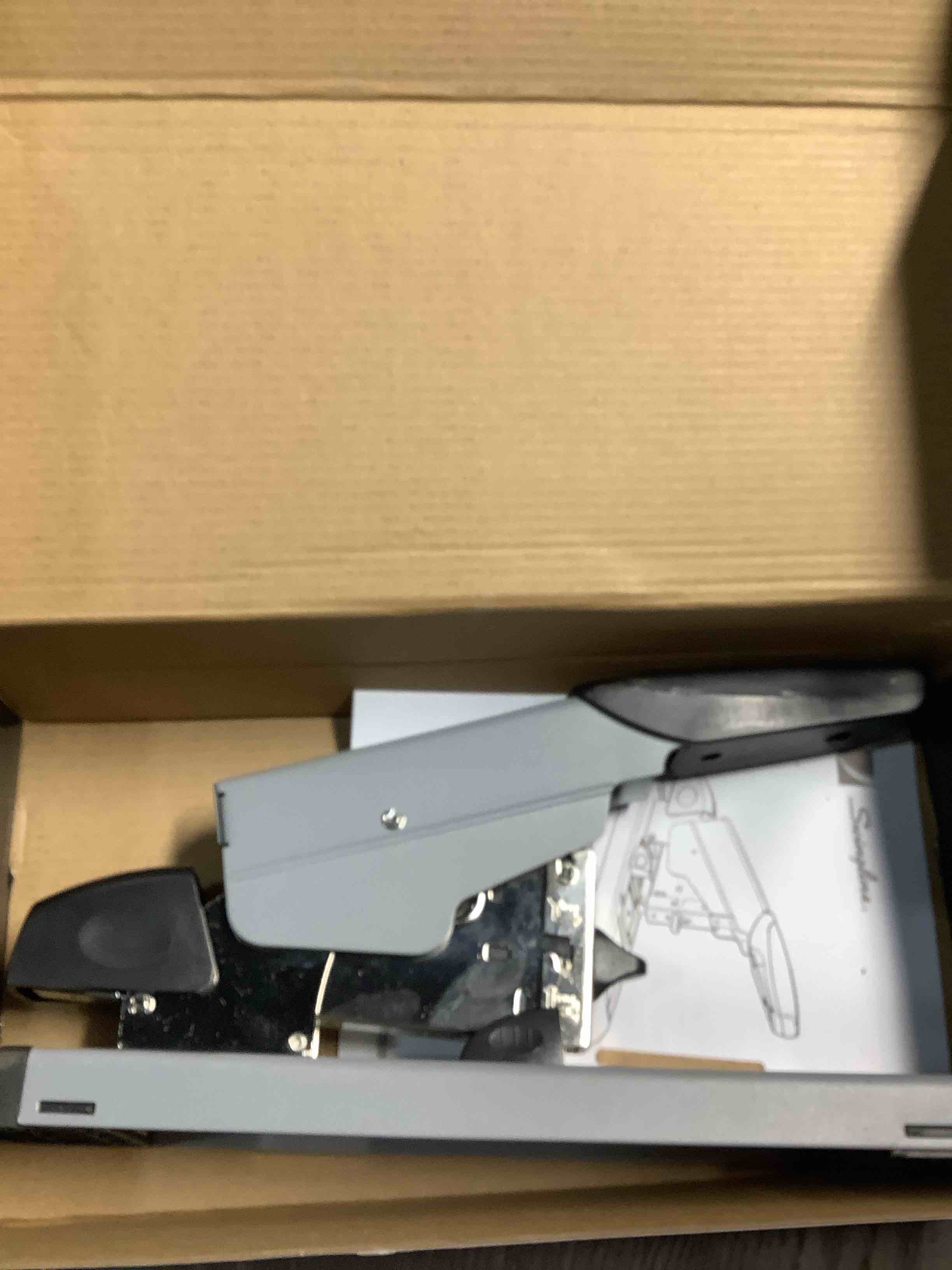 Condition photo showing Good Condition for acco - swingline heavy-duty stapler stapler,hvydty,gy/bk 41083 (pack of3)