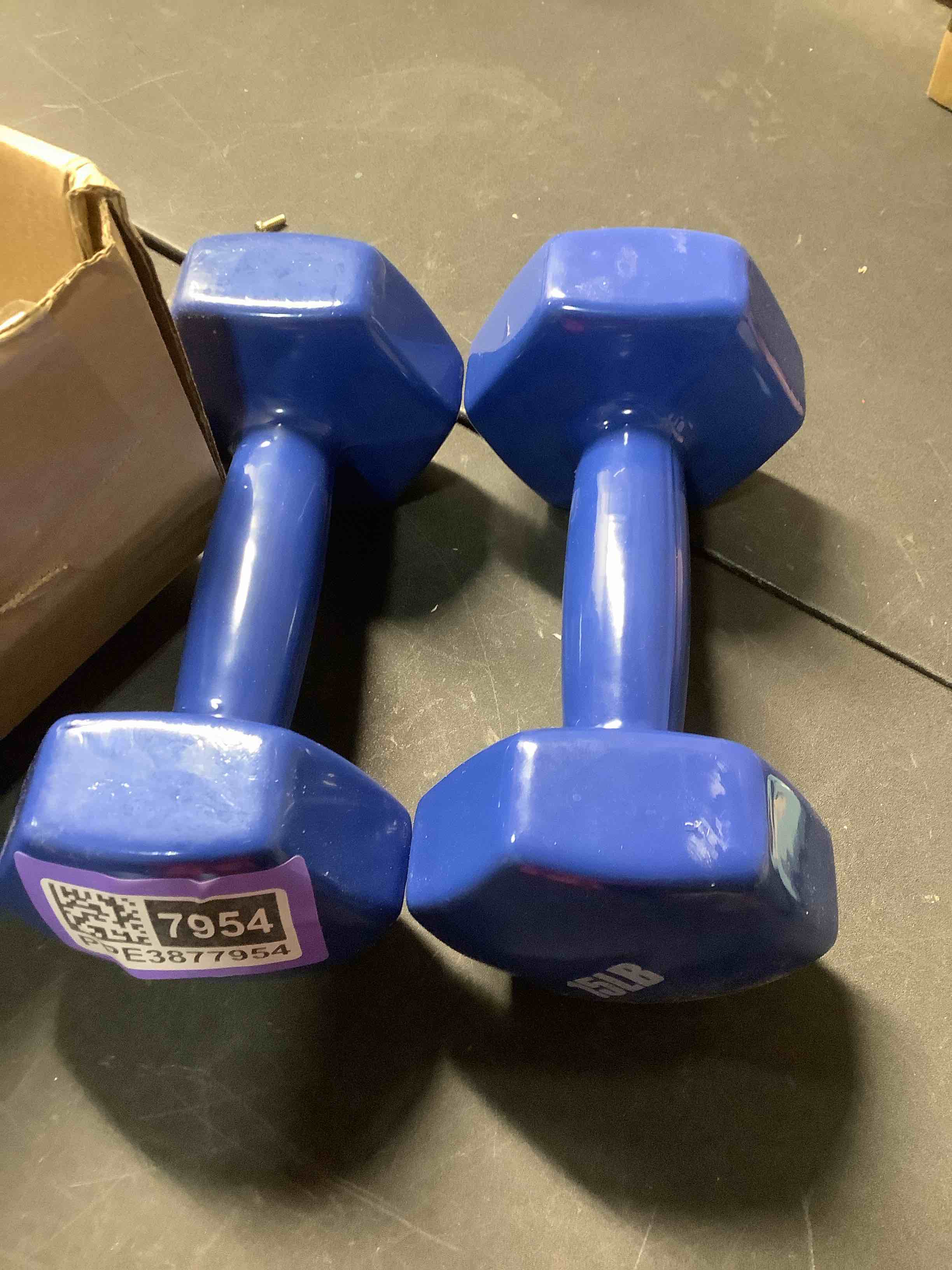 https://s3.amazonaws.com/lotting-images-prod/NKYBargainOutlett/PPE3877954_1777560958529.jpeg