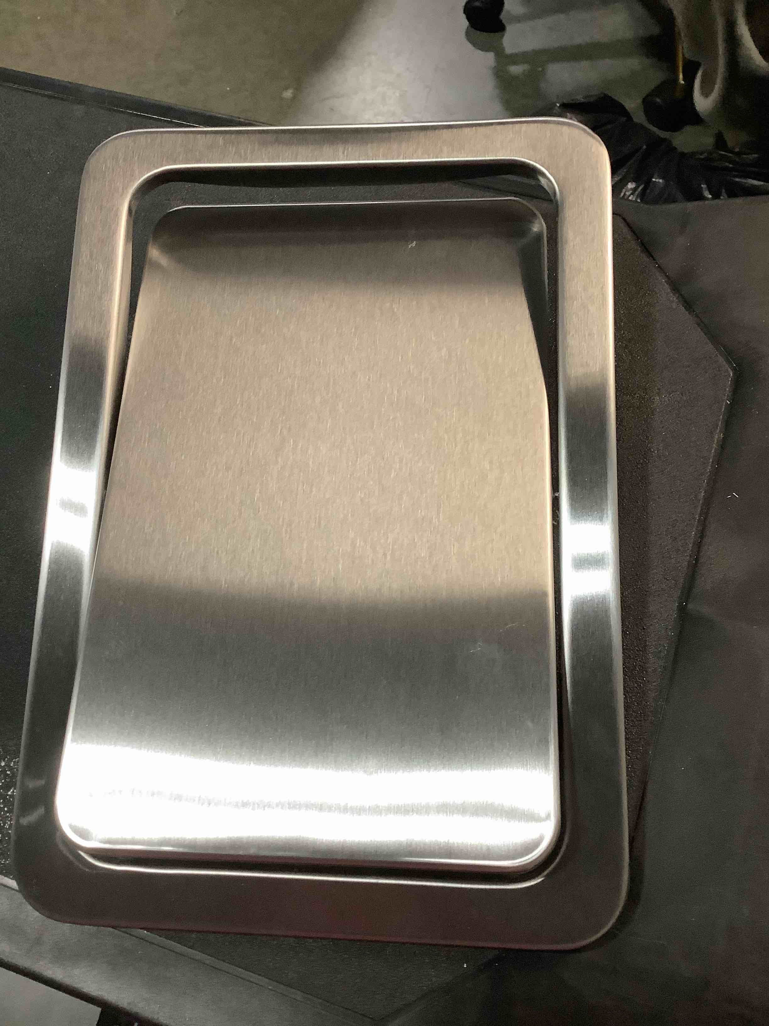 Condition photo showing Good Condition for luxshiny stainless steel square trash can lid replacement embedded swing flap cover, kitchen and bathroom waste bin lid built-in countertop garbage bin cap 10.70x7.36x1.29 inch silver 27.20x18.70x3.30cm silver