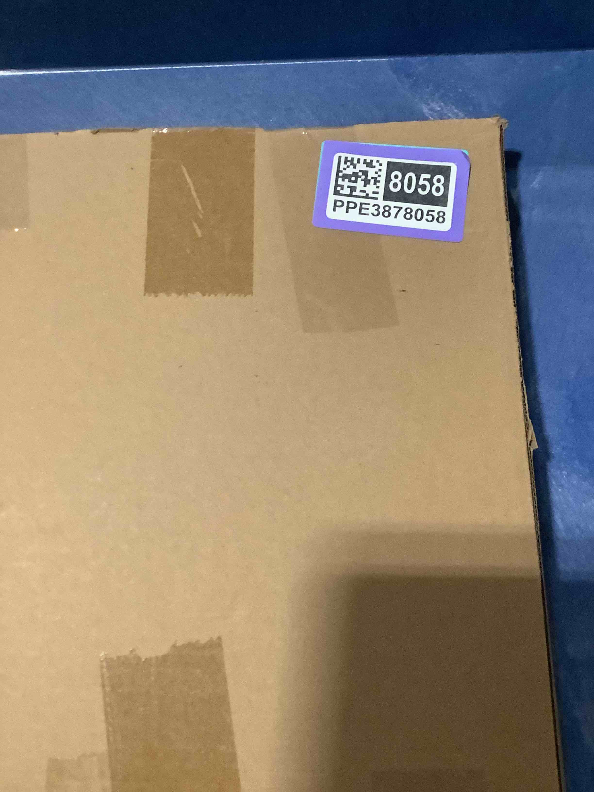 https://s3.amazonaws.com/lotting-images-prod/NKYBargainOutlett/PPE3878058_1778000042747.jpeg