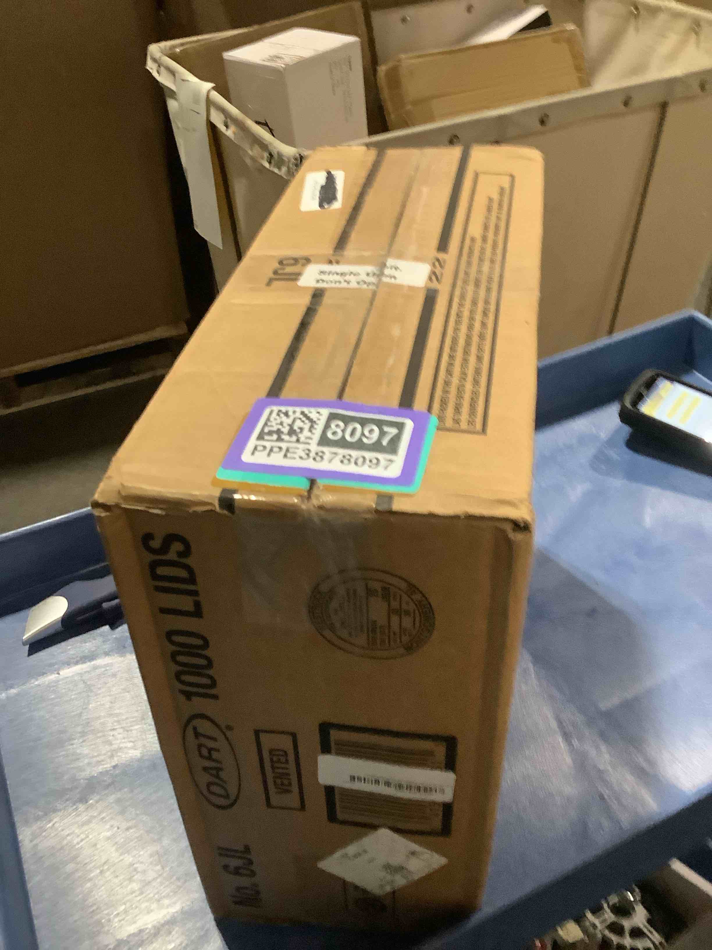 https://s3.amazonaws.com/lotting-images-prod/NKYBargainOutlett/PPE3878097_1778008842561.jpeg