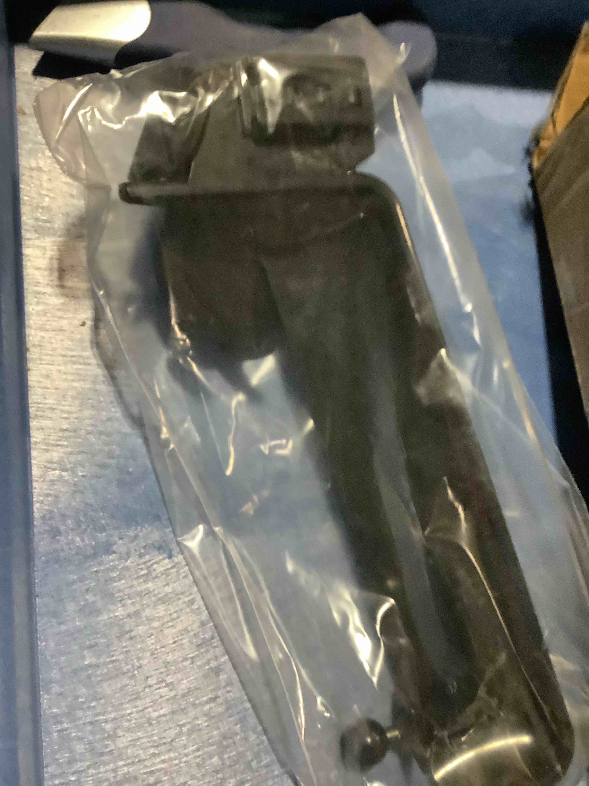 Condition photo showing Good Condition for car phone holder for 2023 2024 2025 2026 honda cr-v accessories,phone mount for crv with 7/9-inch screen,hands-free 360 degree rotation dash mount cell phone holder 23-26 crv 7/9-inch