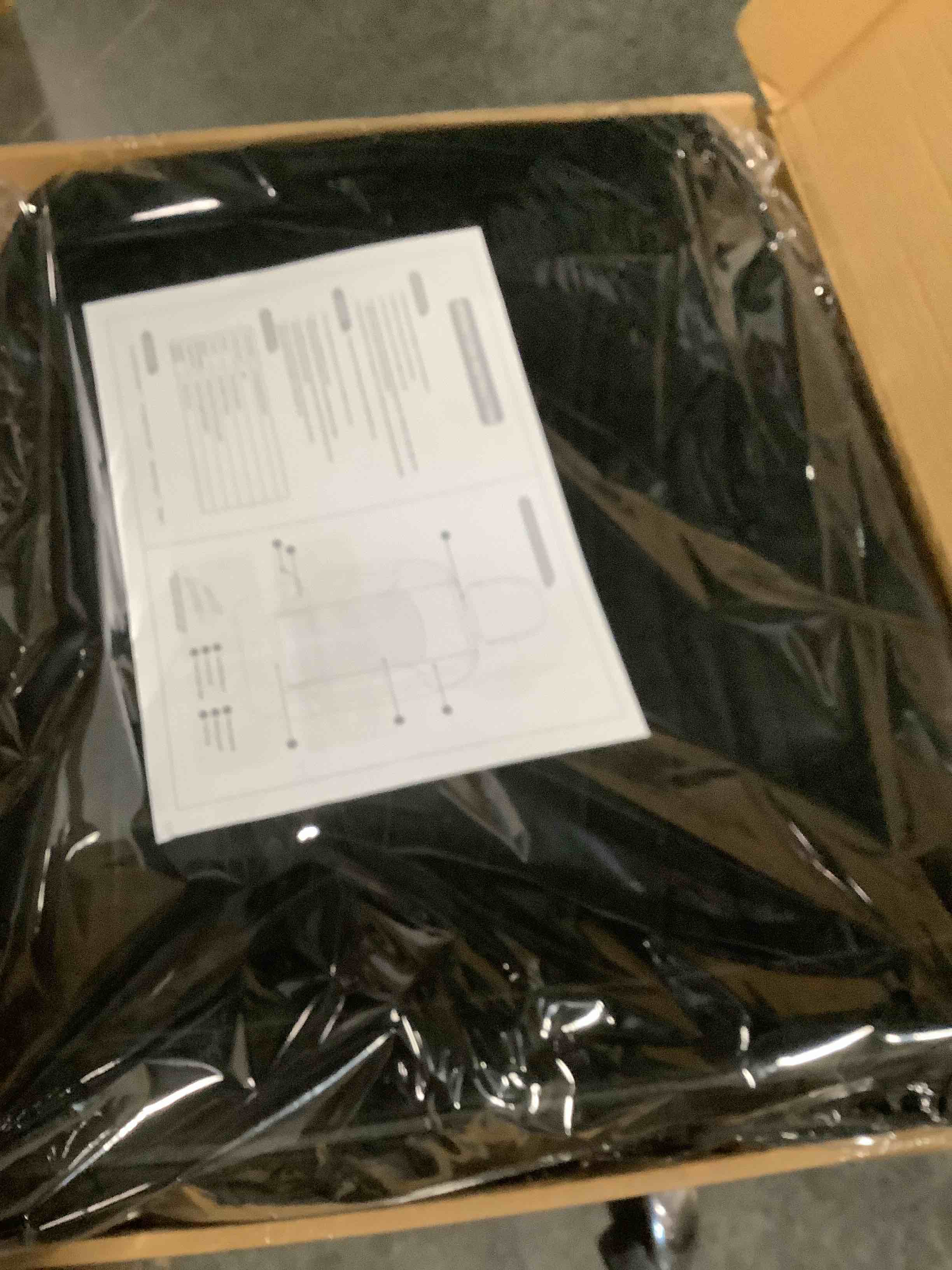 https://s3.amazonaws.com/lotting-images-prod/NKYBargainOutlett/PPE3878162_1778169976799.jpeg