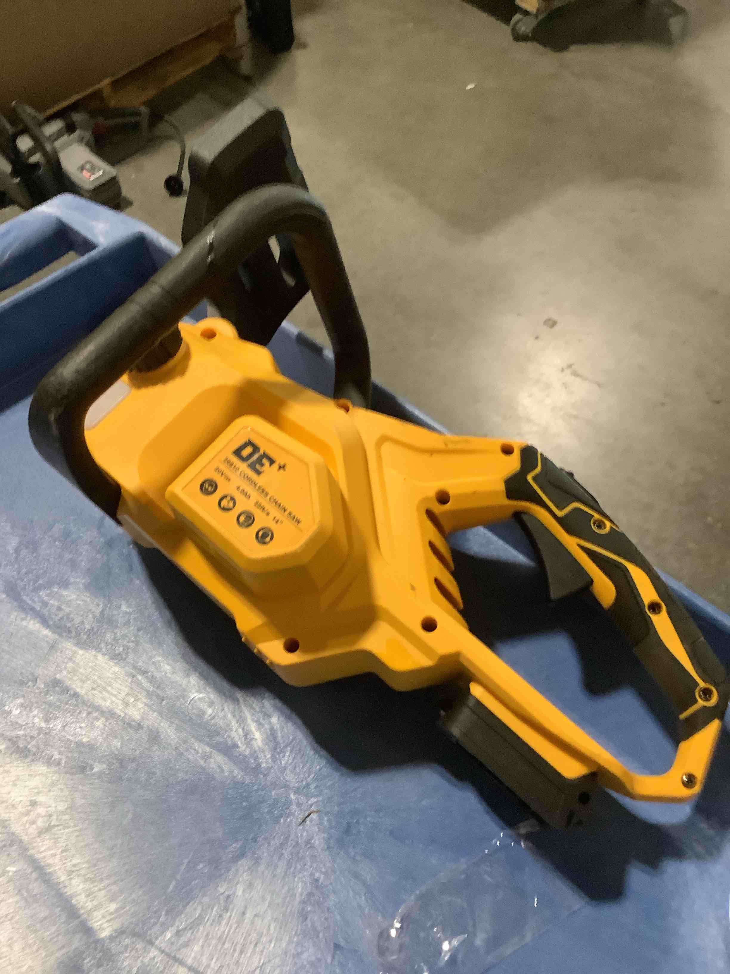 https://s3.amazonaws.com/lotting-images-prod/NKYBargainOutlett/PPE3878185_1778179889239.jpeg