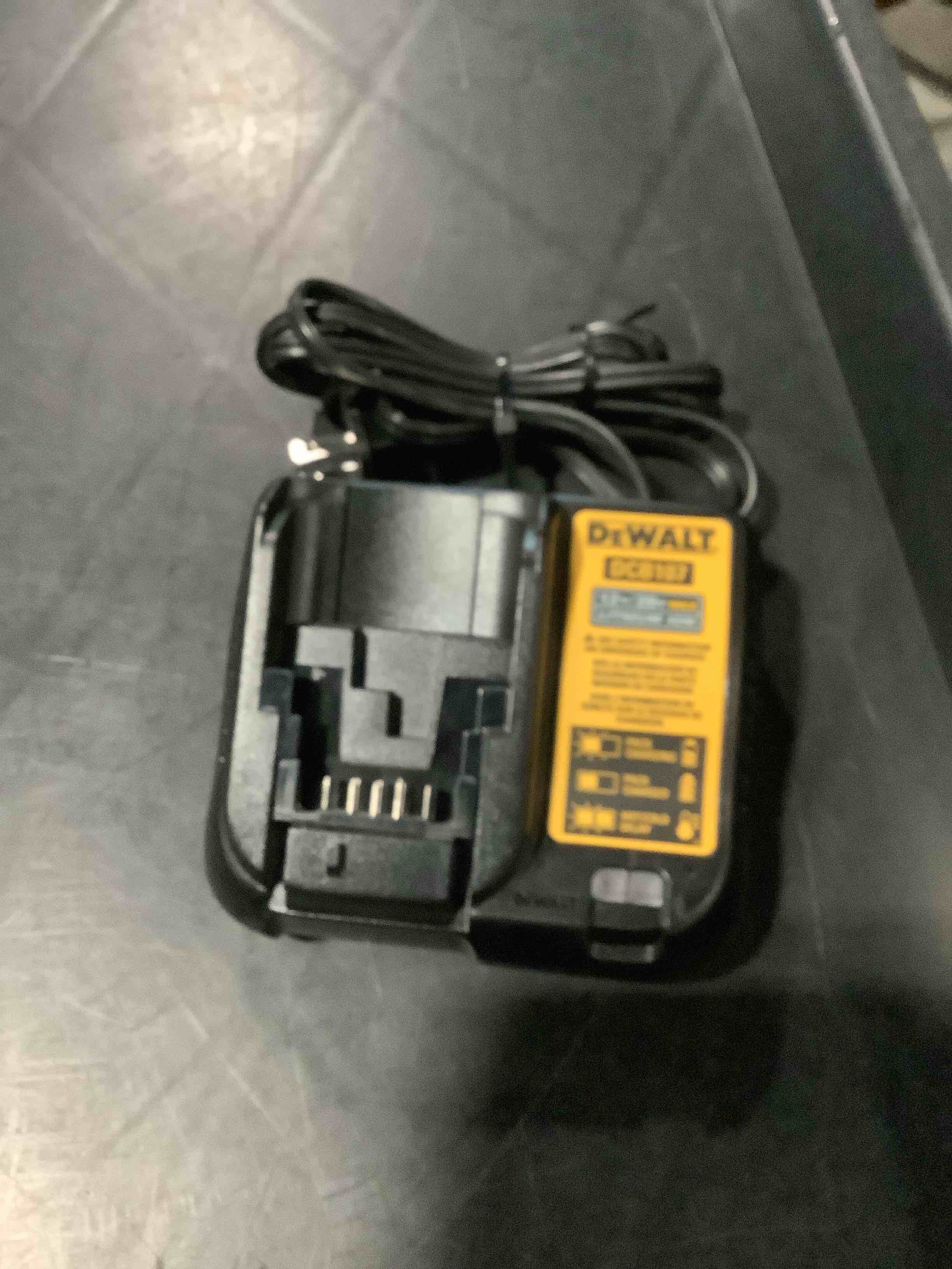 https://s3.amazonaws.com/lotting-images-prod/NKYBargainOutlett/PPE3878202_1778250660682.jpeg