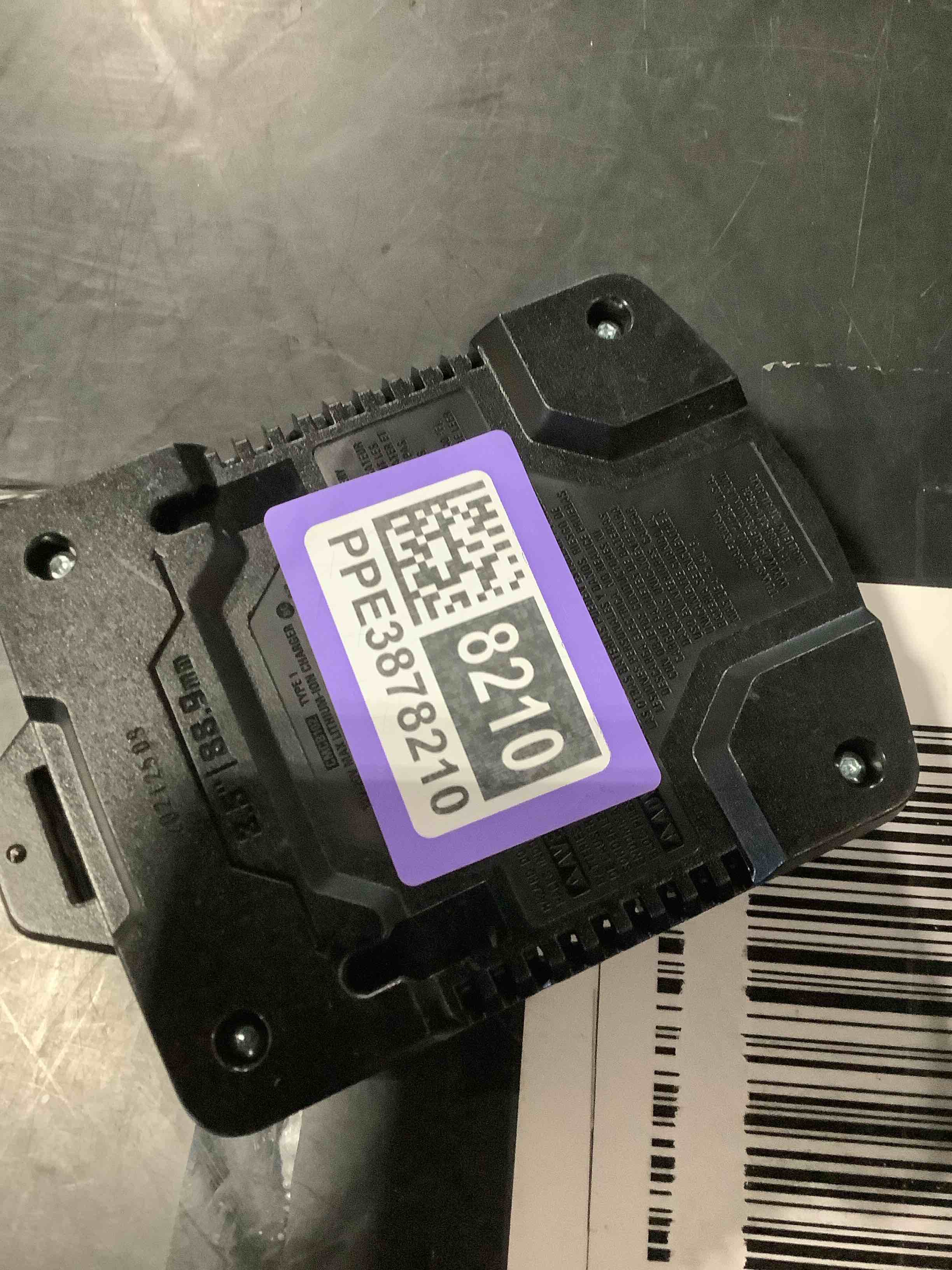 https://s3.amazonaws.com/lotting-images-prod/NKYBargainOutlett/PPE3878210_1778251241970.jpeg