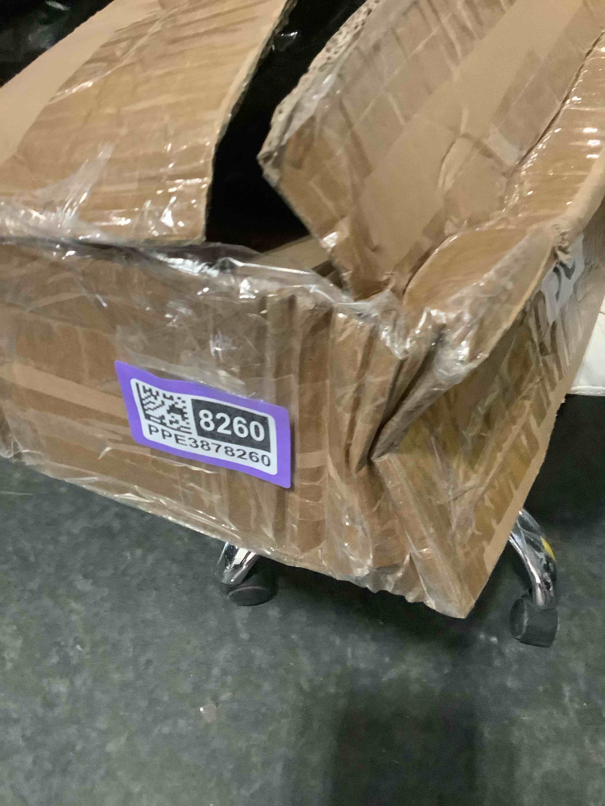 https://s3.amazonaws.com/lotting-images-prod/NKYBargainOutlett/PPE3878260_1778264738391.jpeg