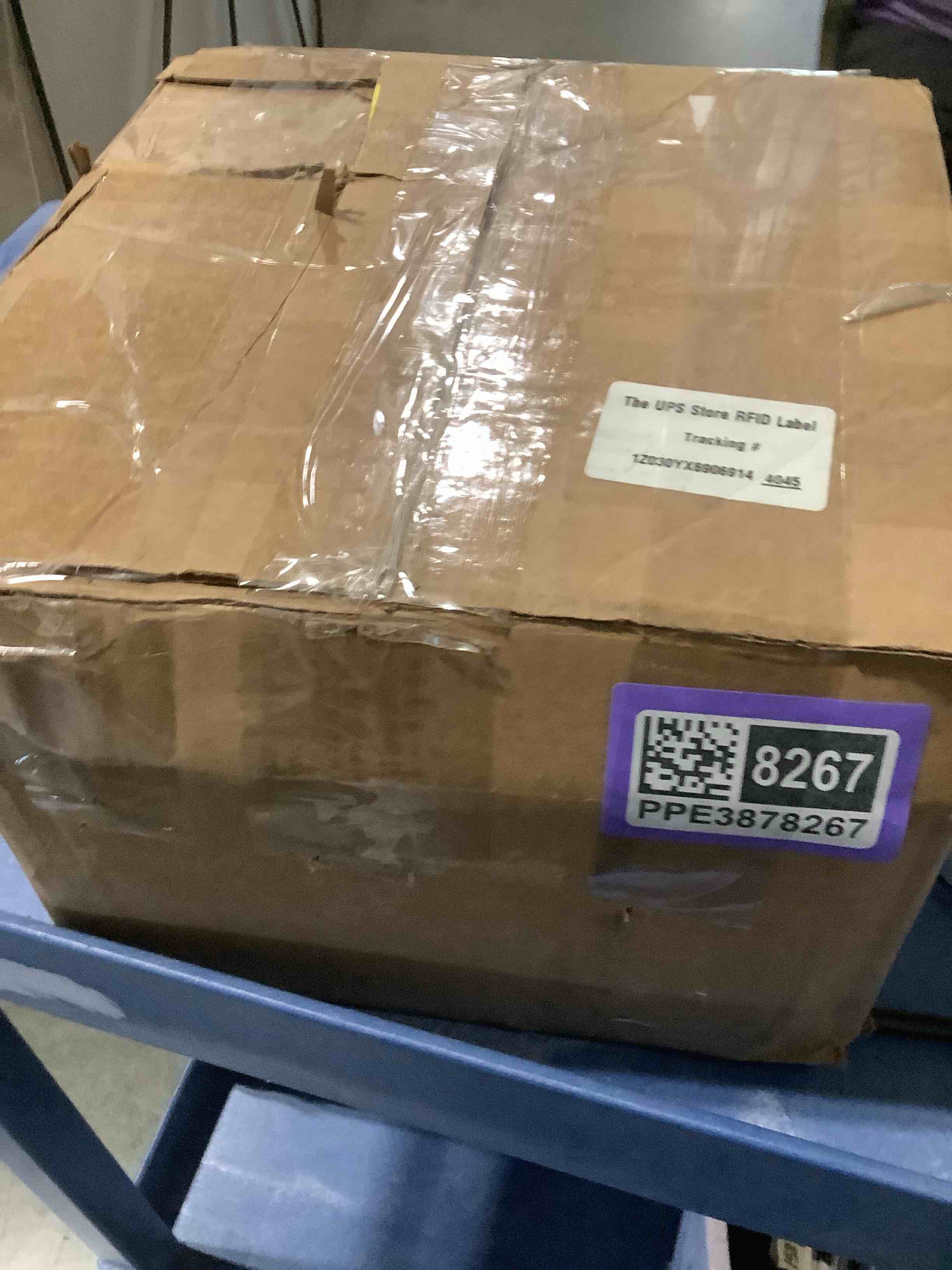 https://s3.amazonaws.com/lotting-images-prod/NKYBargainOutlett/PPE3878267_1778336283114.jpeg