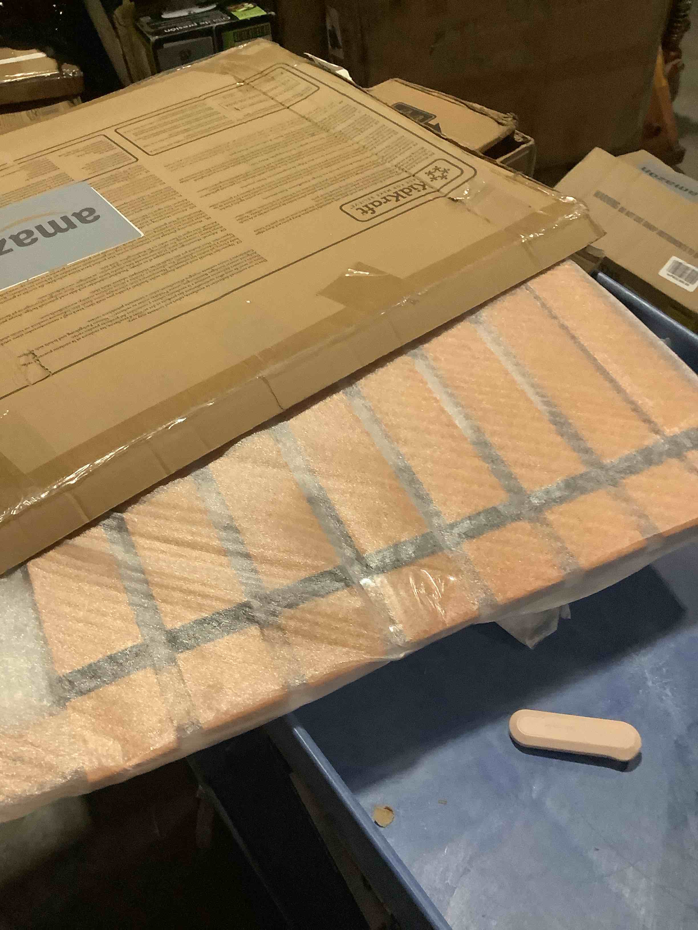 https://s3.amazonaws.com/lotting-images-prod/NKYBargainOutlett/PPE3878489_1778942712446.jpeg
