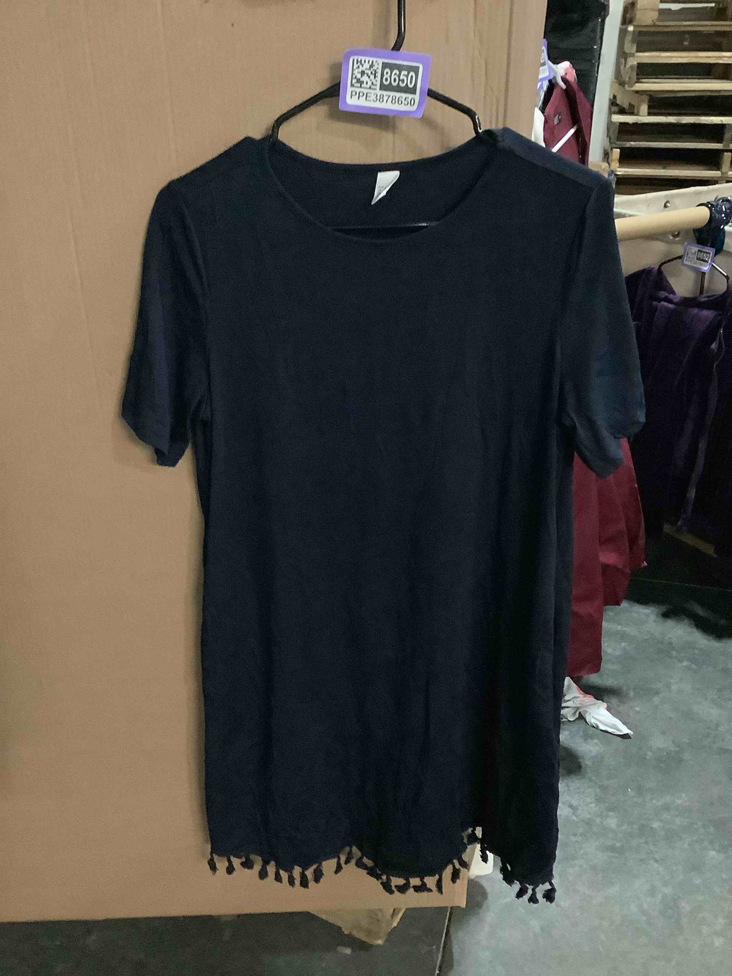 https://s3.amazonaws.com/lotting-images-prod/NKYBargainOutlett/PPE3878650_1779380619761.jpeg