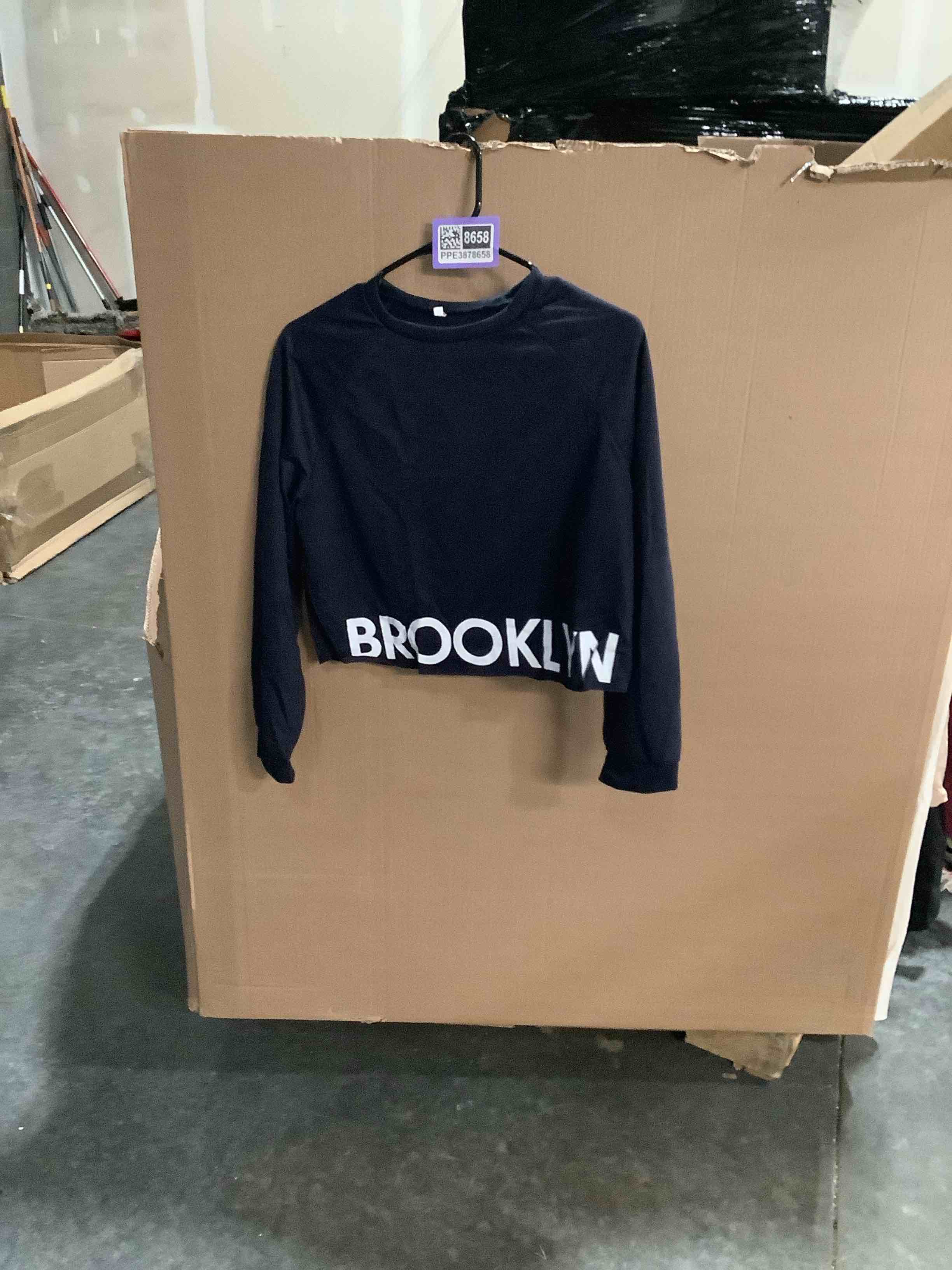 https://s3.amazonaws.com/lotting-images-prod/NKYBargainOutlett/PPE3878658_1779383503694.jpeg