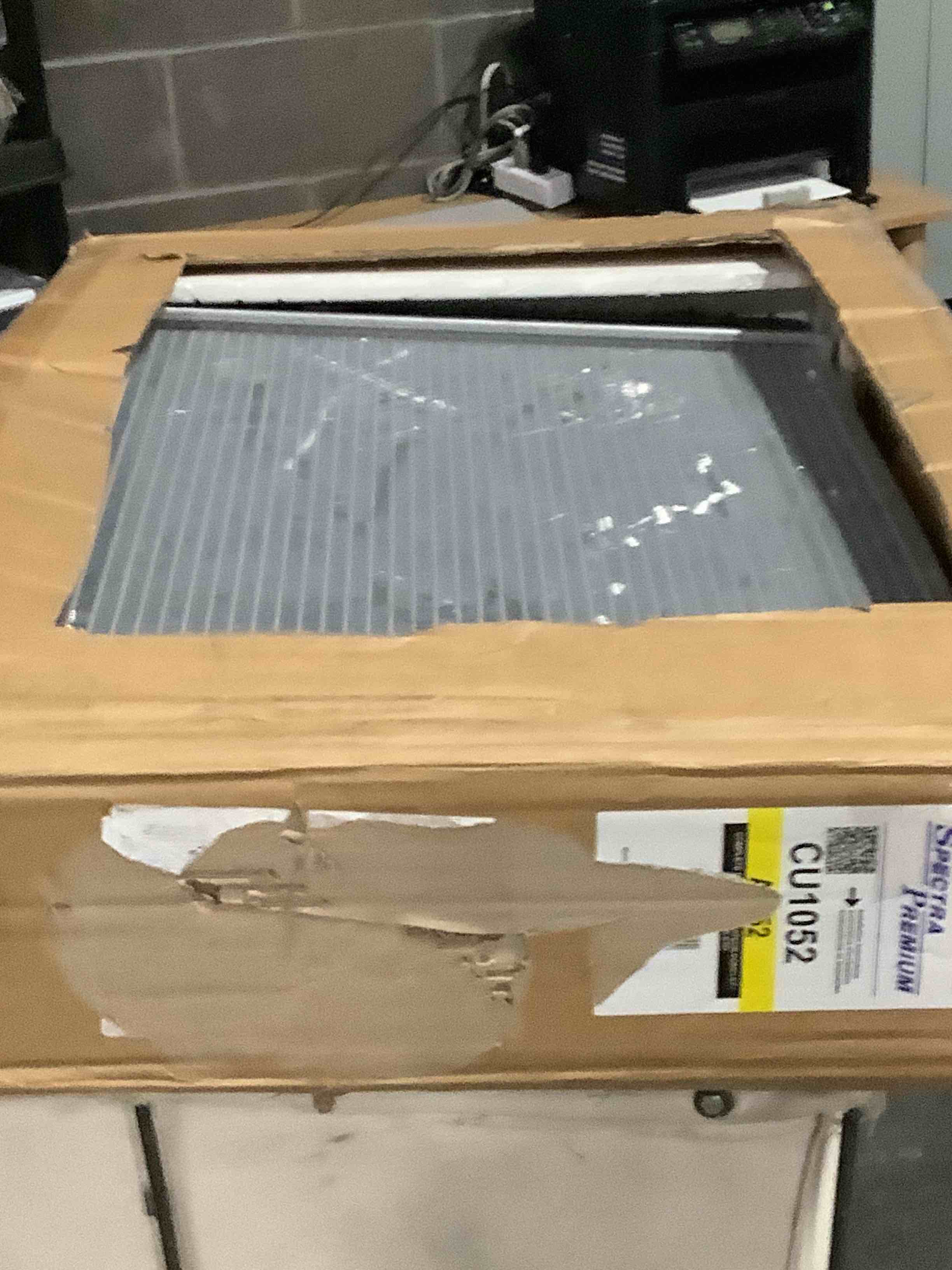 Condition photo showing Good Condition for aluminum 4 row core radiator cu1052 replacement for chevy corvette 5.7l v8 at cc1052 1989-199