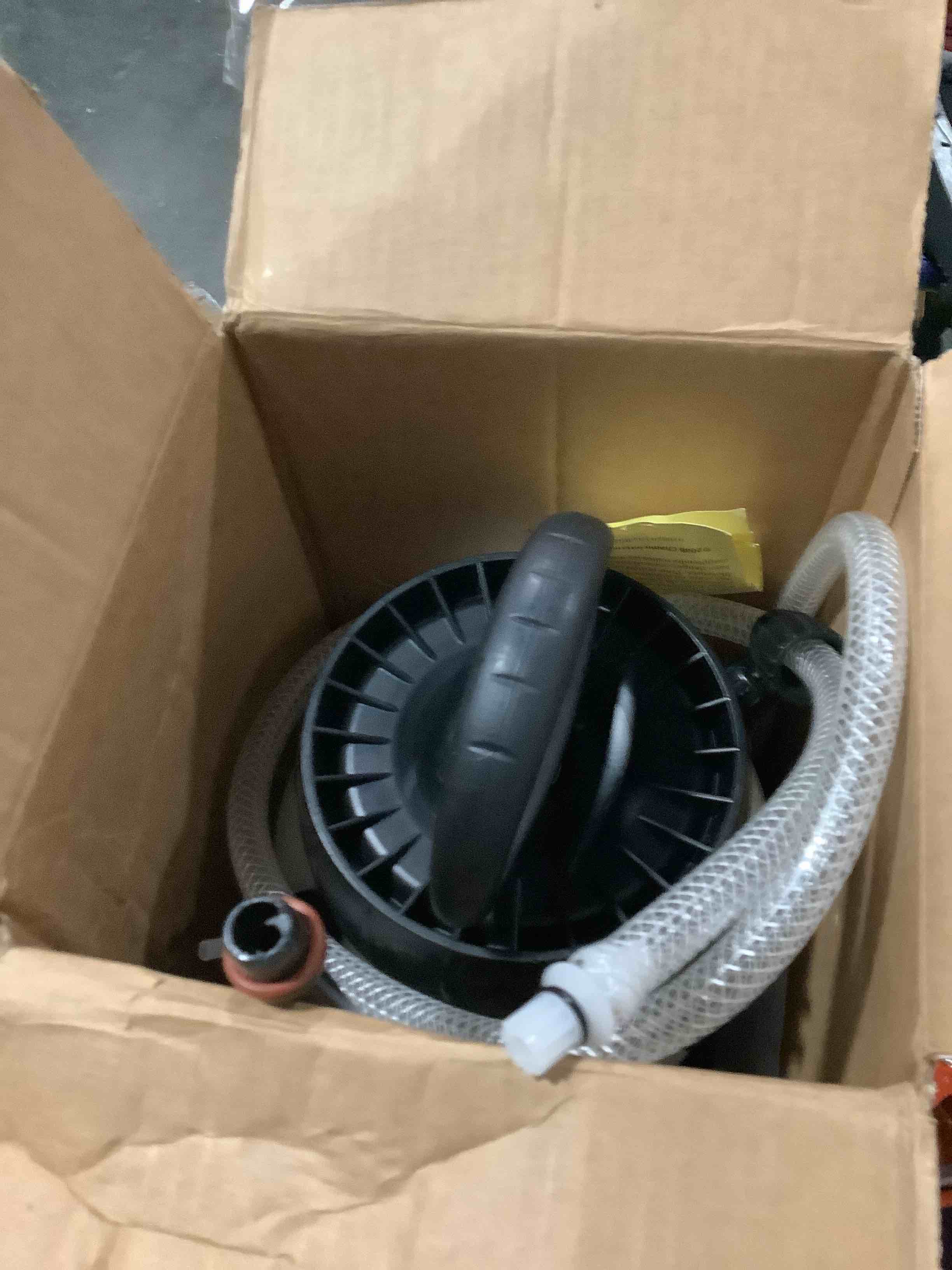Condition photo showing Good Condition for chapin 26021xp made in usa 2-gallon heavy-duty compression sprayer for professional use, with 3 nozzles -one brass, pressure relief valve, comfort grip handle, translucent white