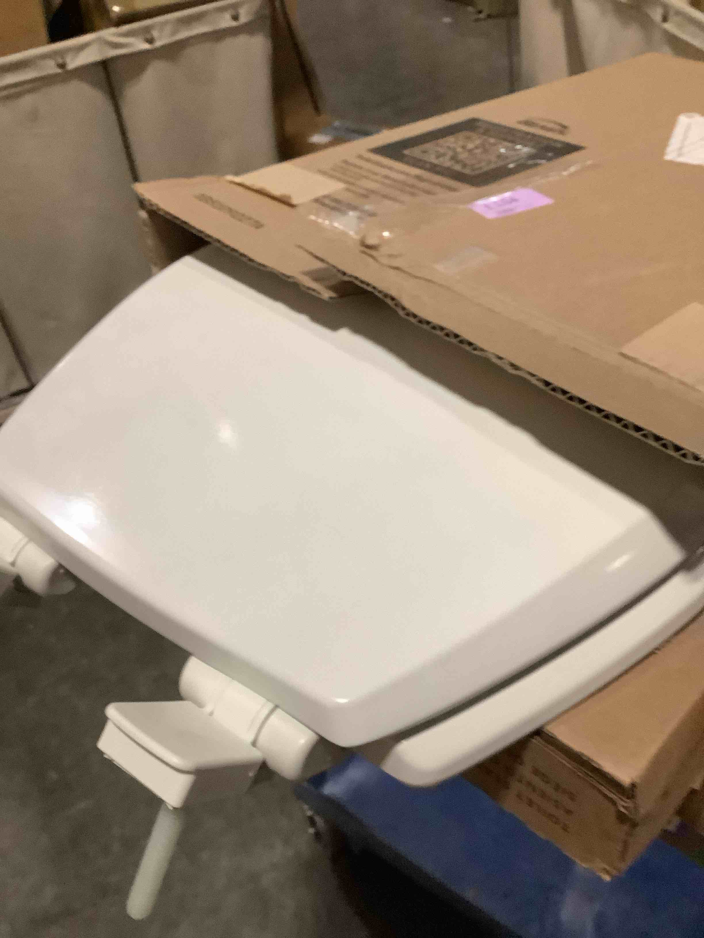 Condition photo showing Good Condition for mayfair cassel slow close toilet seat, easy clean, non slip premium wood seat, easy install, made in usa, round, white round 1 - toilet seat