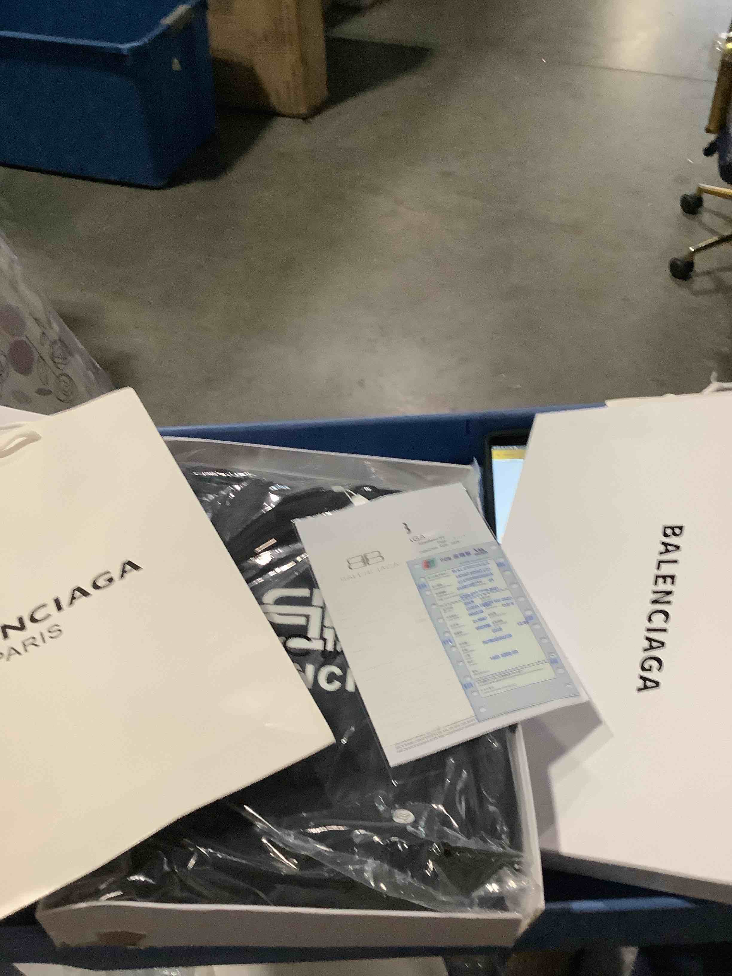 https://s3.amazonaws.com/lotting-images-prod/NKYBargainOutlett/PPE3879234_1781022765913.jpeg