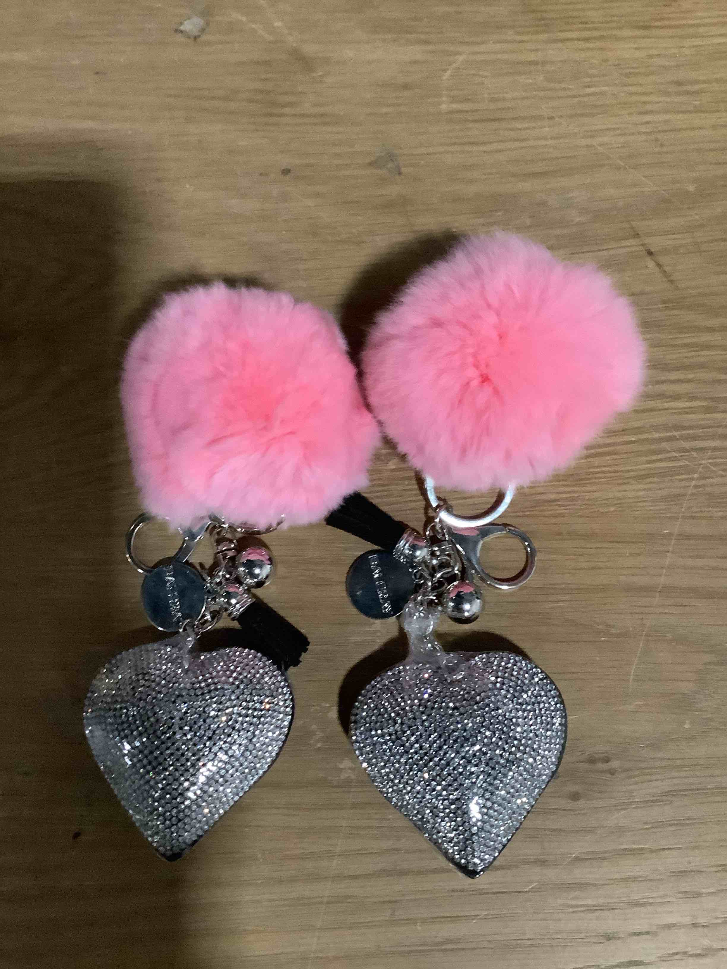 Condition photo showing New/Like New for 2 pack bundle similar product, black heart with civil rhinestones, pink pom-pom unpafcxddyig pom pom keychain fluffy ball tote pendant with tassels heart crystal rhinestone for car phone key ring bag charm