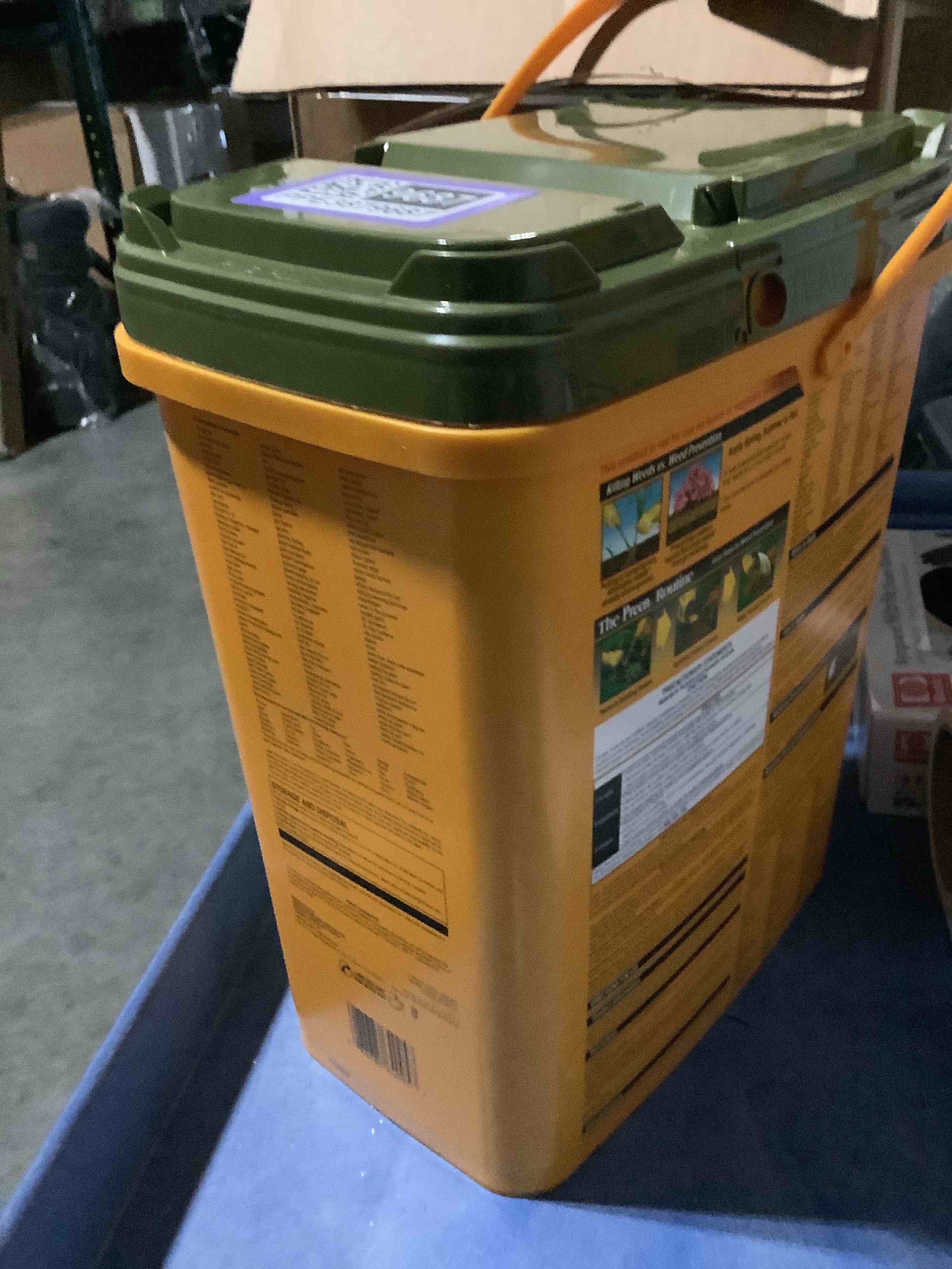 Condition photo showing New/Like New for preen extended control weed preventer - 13.75 lb. - covers 2,245 sq. ft.