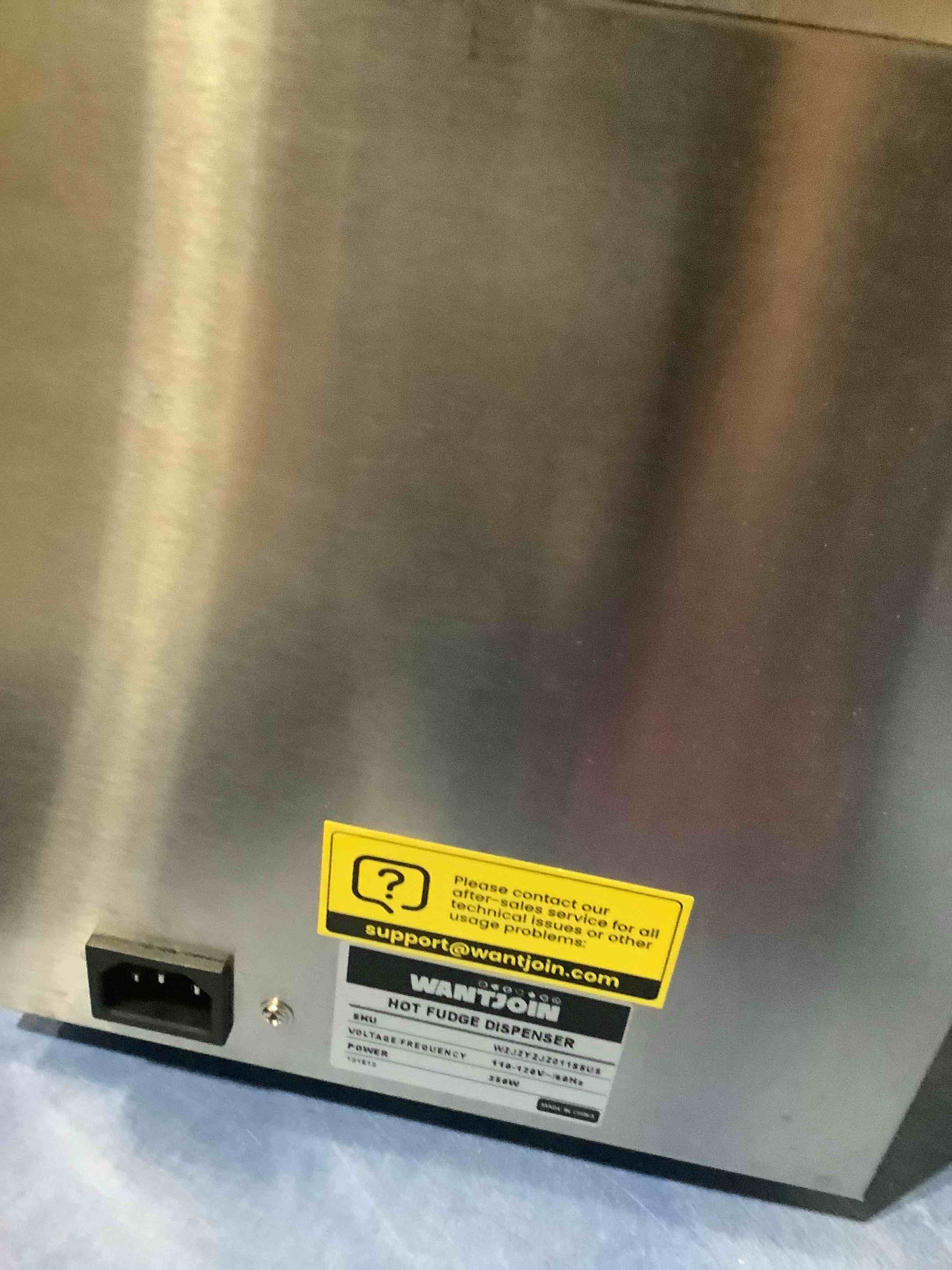 Condition photo showing As Is for wantjoin nacho cheese dispenser with pump - 4.6qt commercial stainless steel warmer with 86-185°f temperature control for hot fudge, caramel & sauces