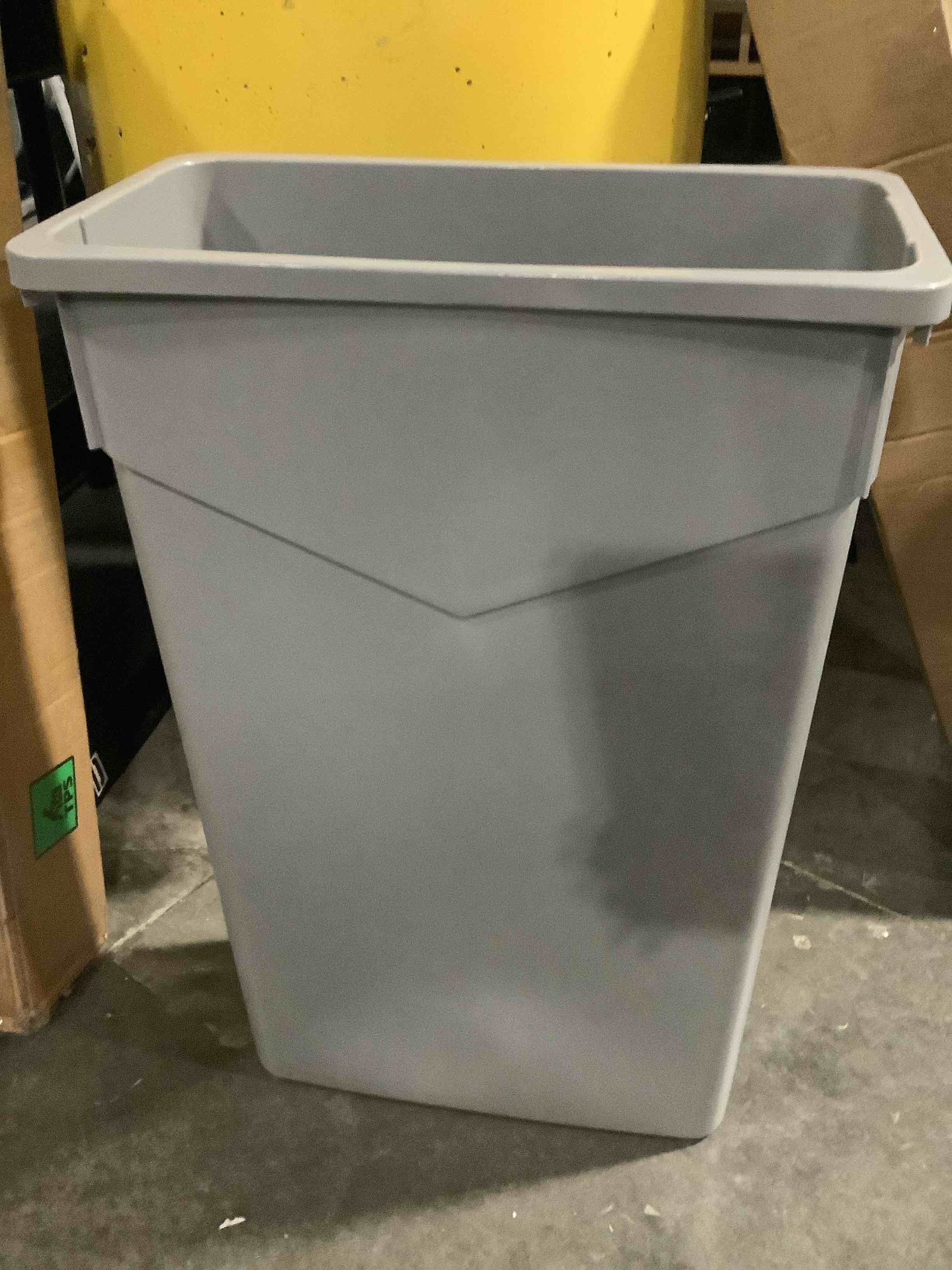 Condition photo showing Good Condition for no lid -winco ptc-23sg slender trash can, 23-gallon, gray,medium can gray