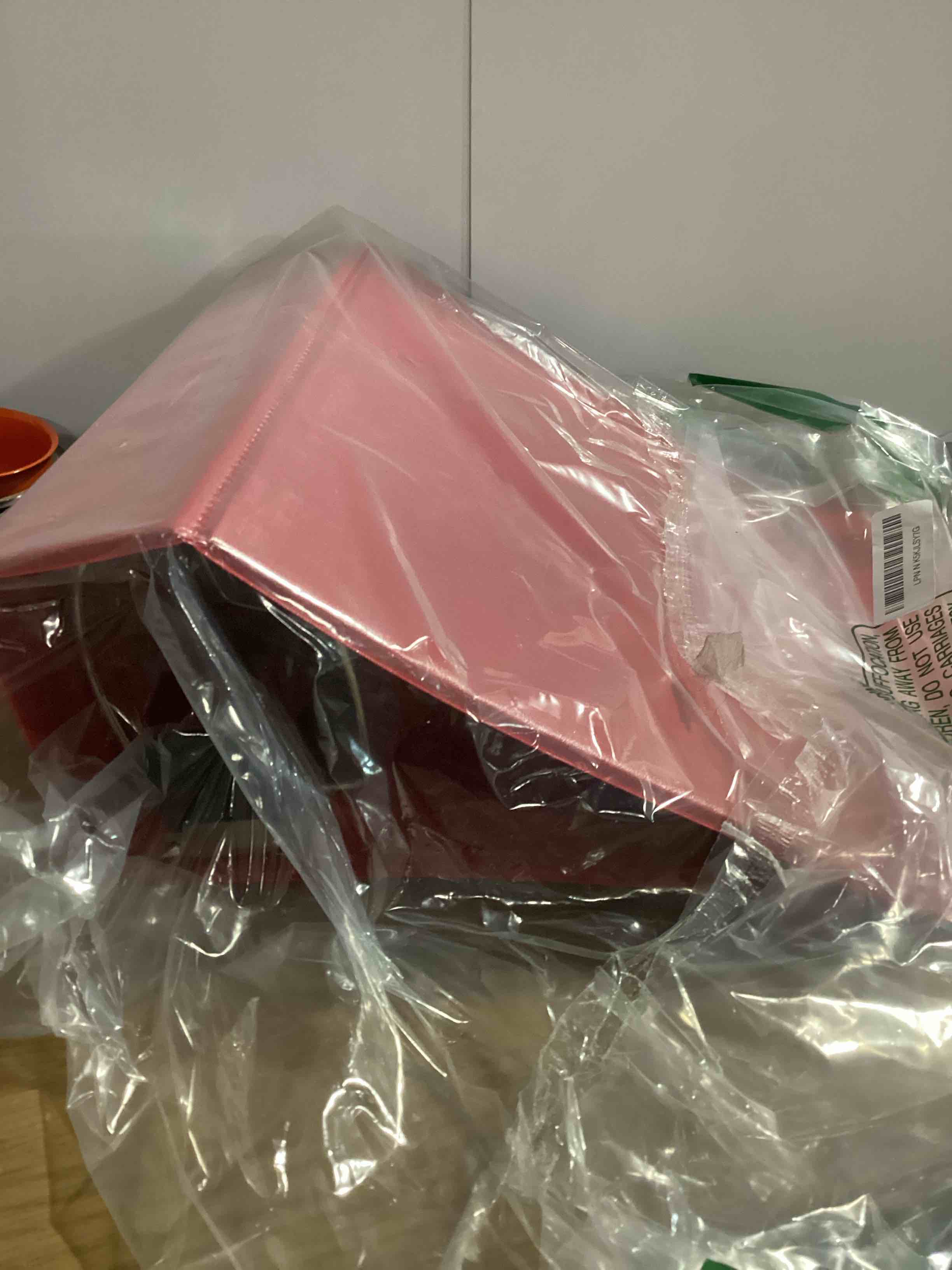 Condition photo showing Good Condition for avery heavy-duty view 3 ring binder, 5 inch ezd rings, great for portfolio binders, office binders, school notebook binders, and more, 1 red binder (79327)