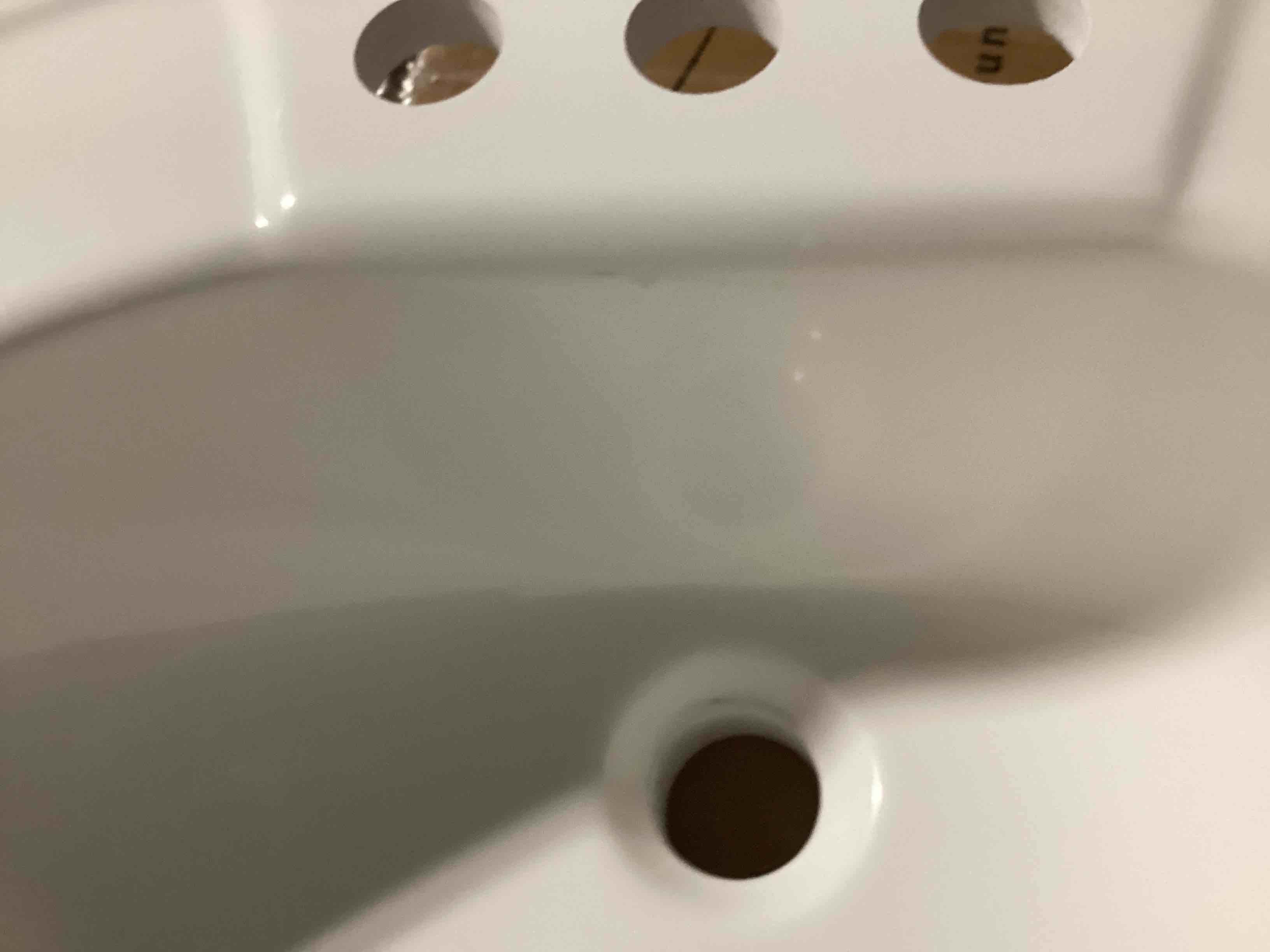 Condition photo showing Good Condition for newport white sink model5961044