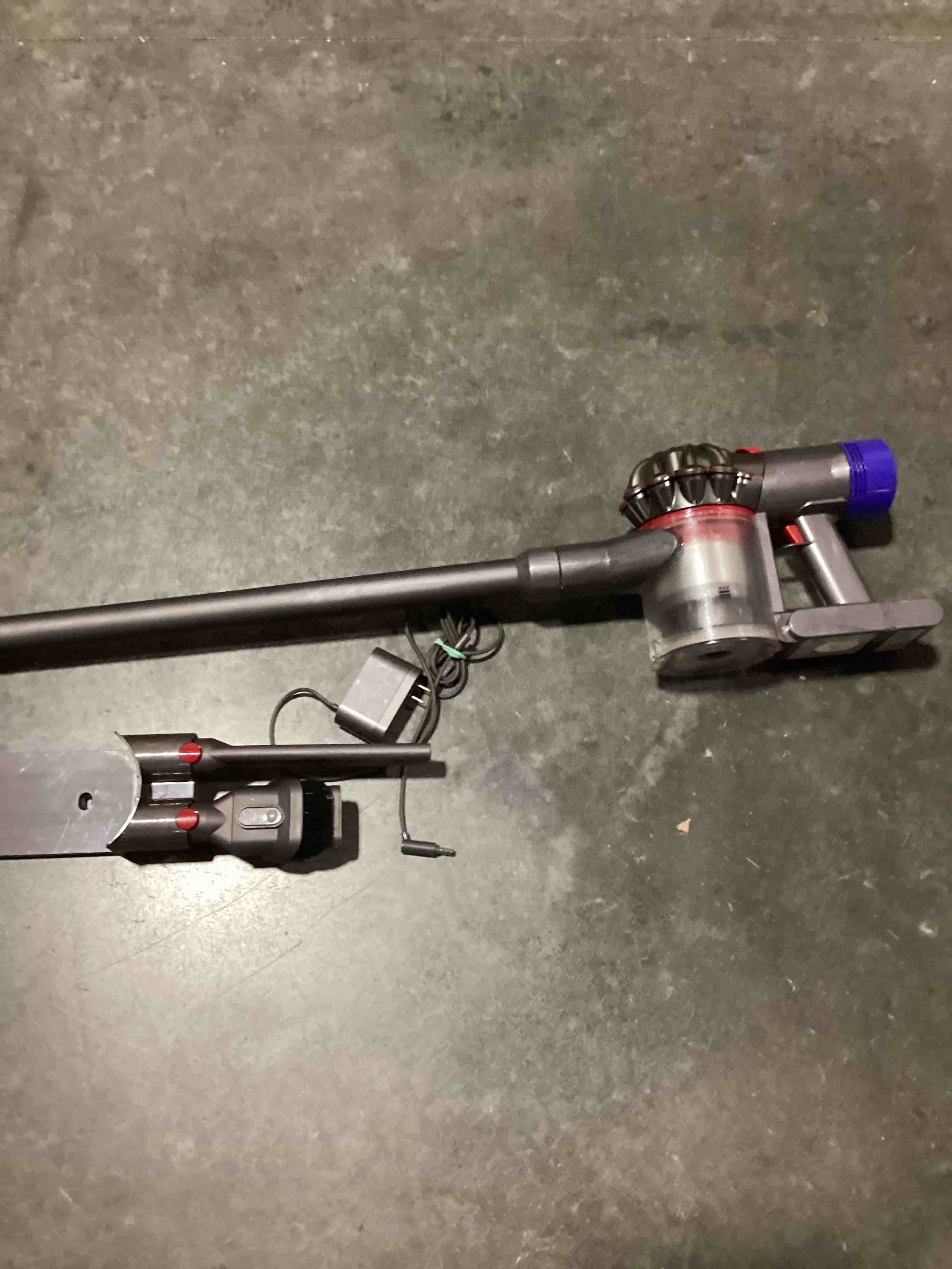 Condition photo showing Good Condition for dyson cyclone v10 origin cordless vacuum