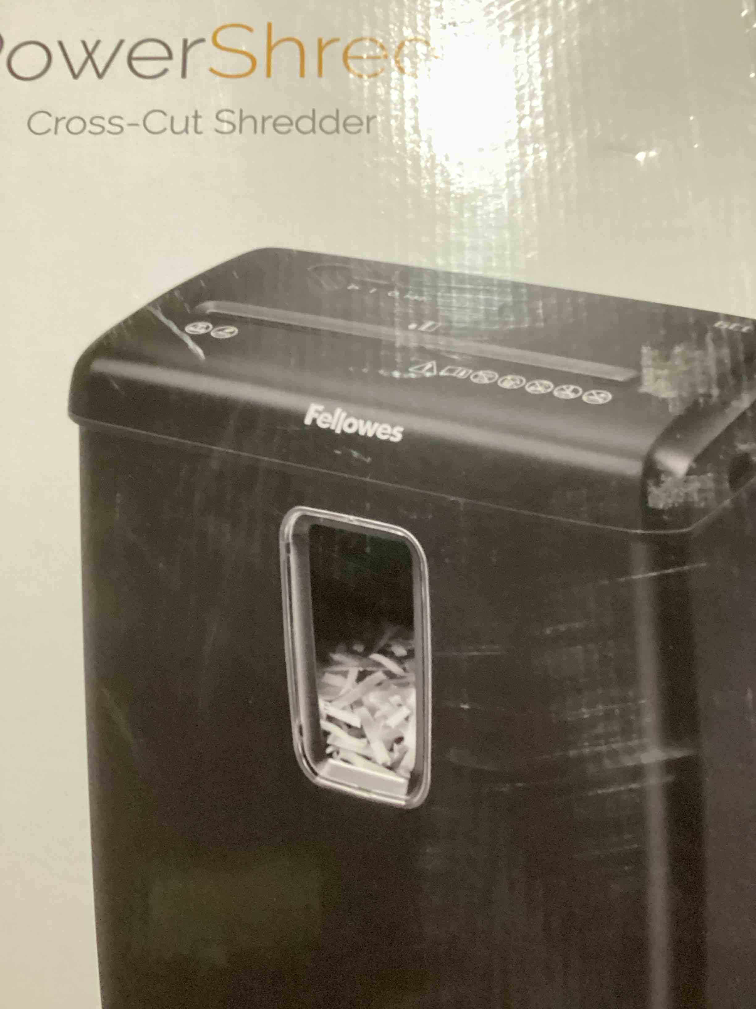 Condition photo showing New/Like New for fellowes powershred 6ct cross-cut paper shredder - black
