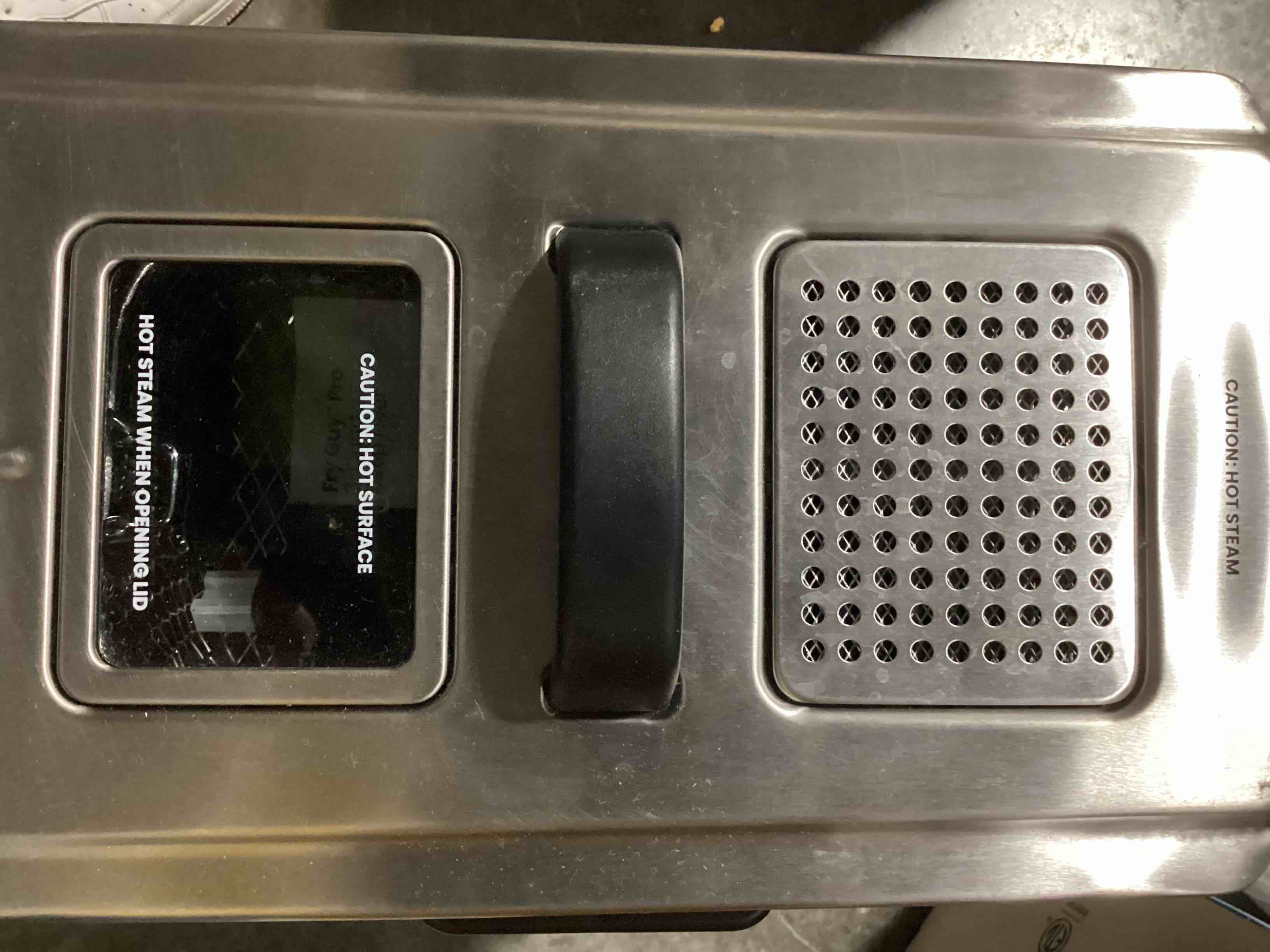 Condition photo showing New/Like New for chefman deep fryer
