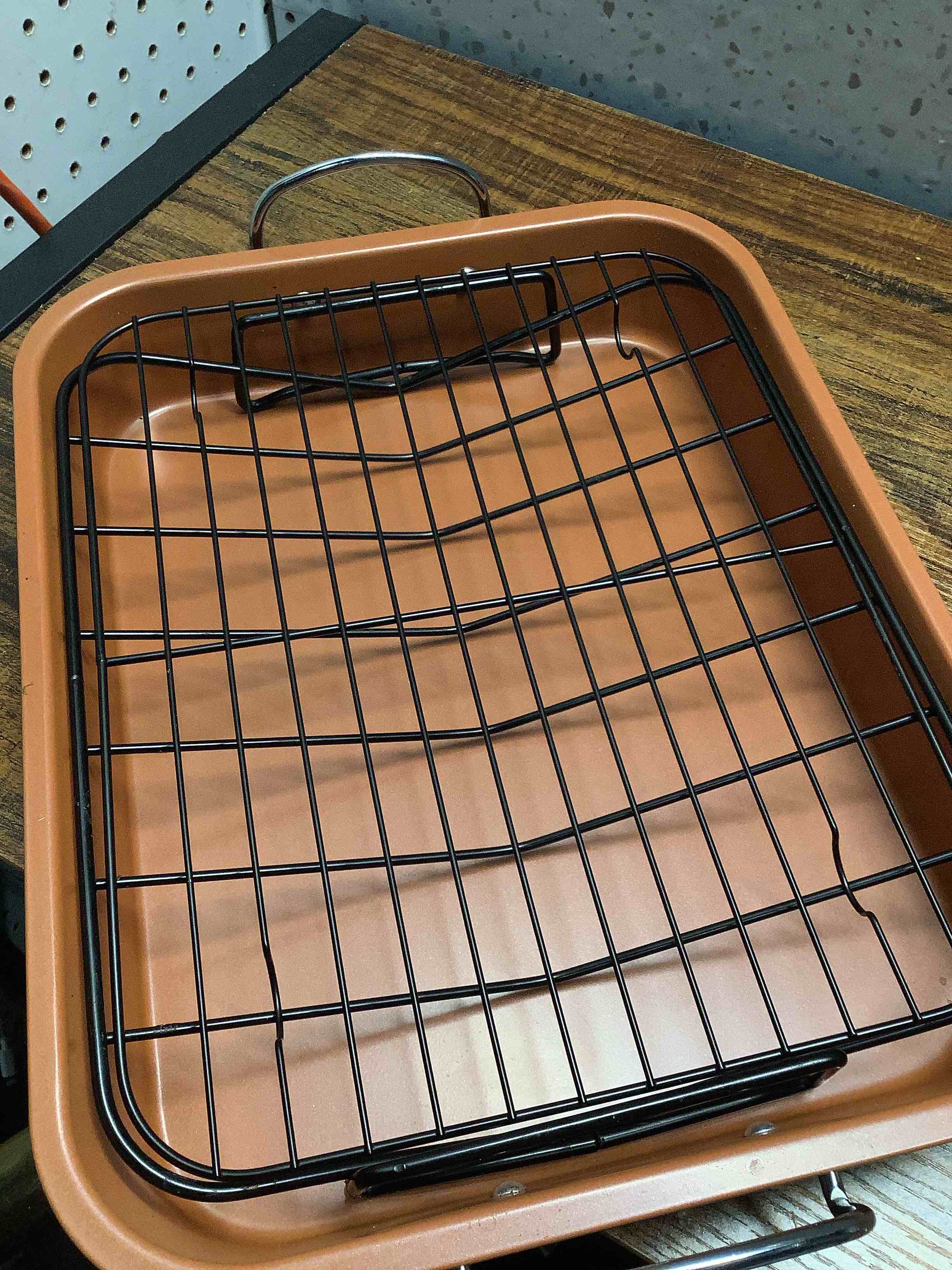 Condition photo showing Good Condition for KitCom Nonstick Roasting Pan, Roaster with Cooling Rack and V-Rack - 16 Inch Rectangular Turkey Roaster Lasagna Pan for Easter, Thanksgiving & Christmas, Dishwasher Safe, Bronze 16 x 11 x 3 inches