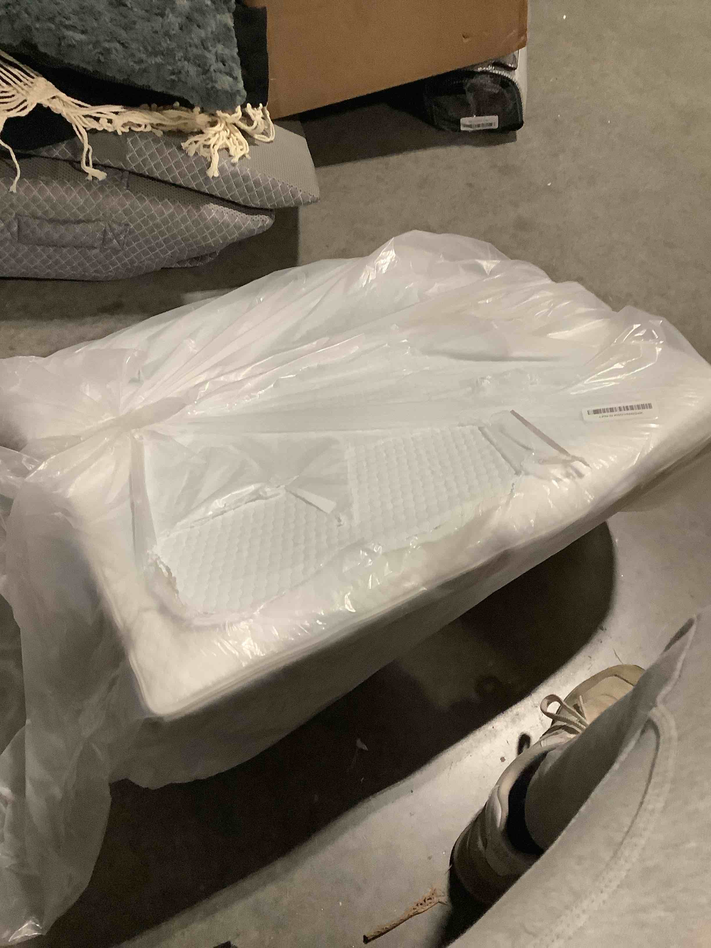 Condition photo showing Good Condition for Knee Wedge Pillow, Memory Foam Leg Pillow Bed Wedge for Sleeping, Post Surgery Triangle Pillow Wedge for Knee Support, Leg Elevation, Knees Hip Back Pain Relief (23.6" x 26" x 10", Extra Large, White) 23.6*26*10 Inch White/Grey