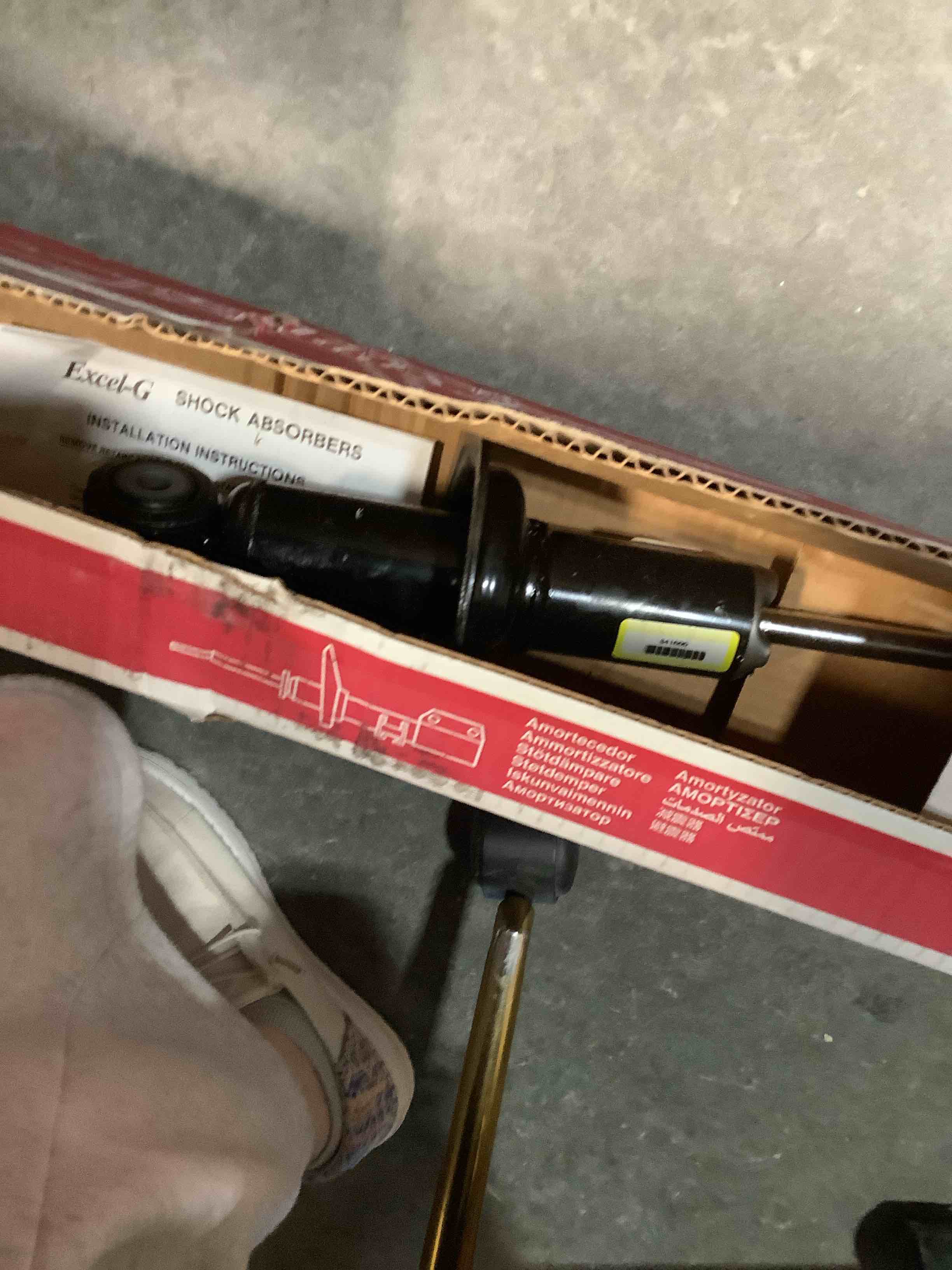 Condition photo showing Good Condition for KYB 343127 Excel-G Gas Shock