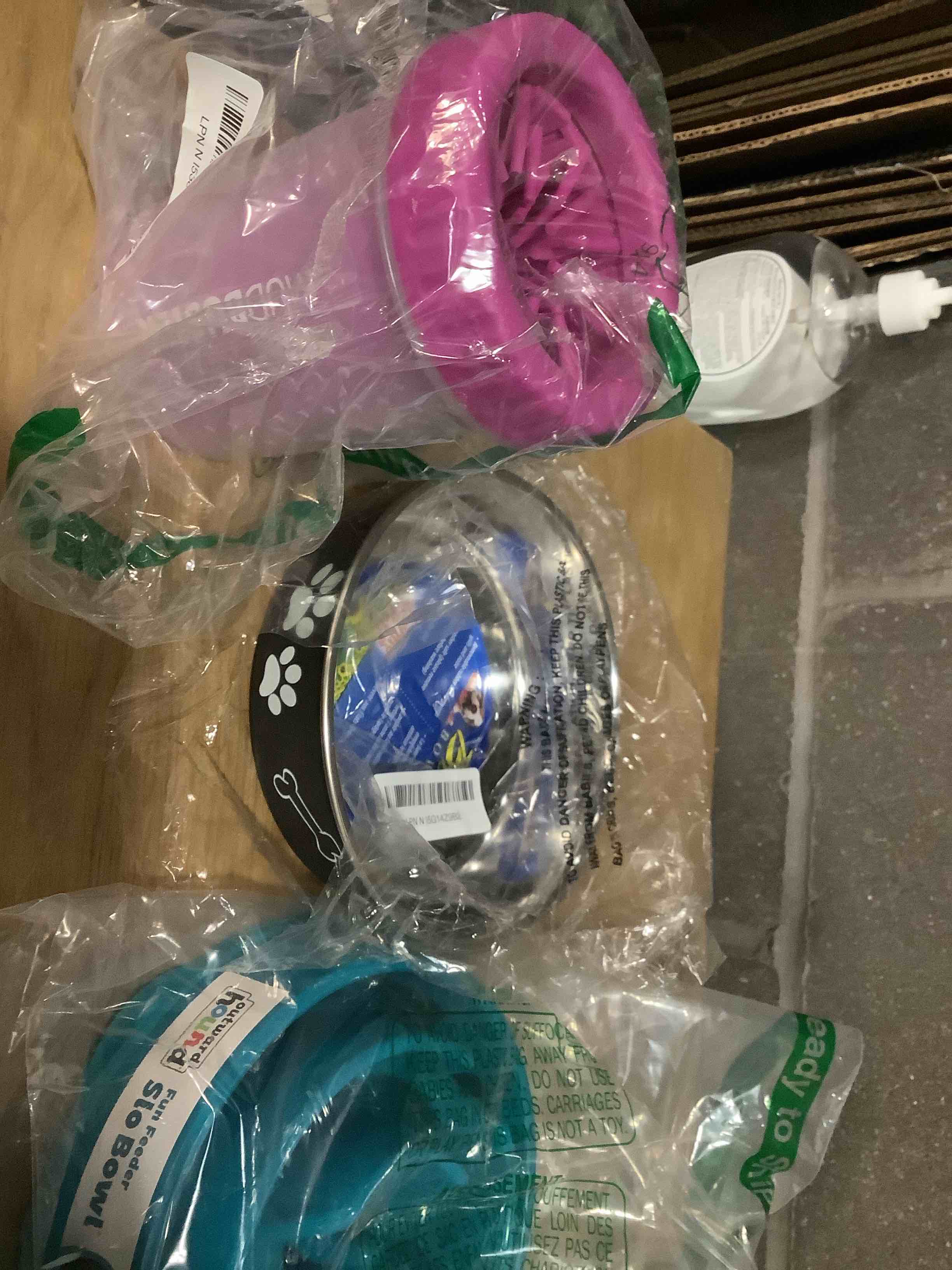 dog bundle bowls and mud buster