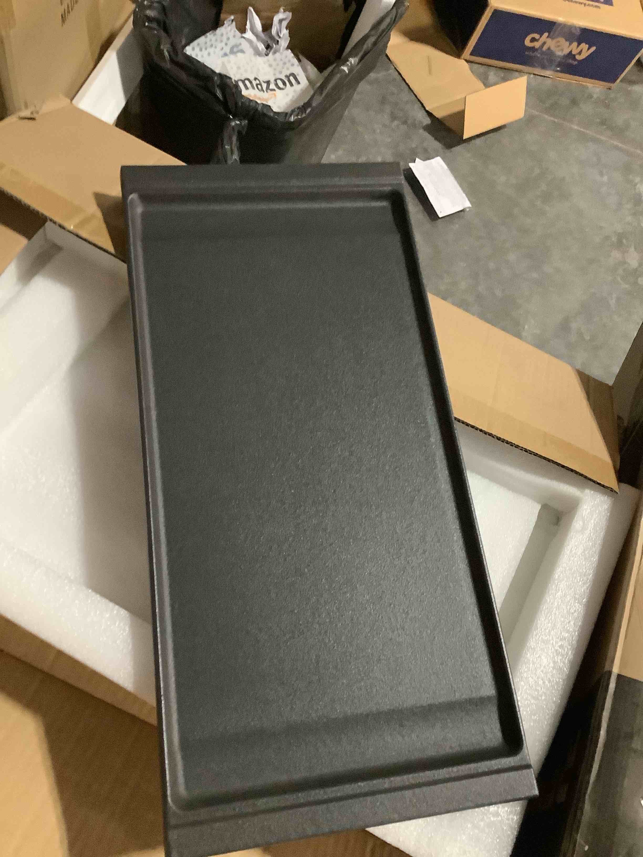 Condition photo showing New/Like New for WB31X24738 Aluminum Center Griddle Replacement for GE Stove - Lightweight & Fast Heating Griddle Plate, Compatible with GE Gas Range Models JGB700, JGB660, JGB735, Replaces WB31X24998, WB31X49806
