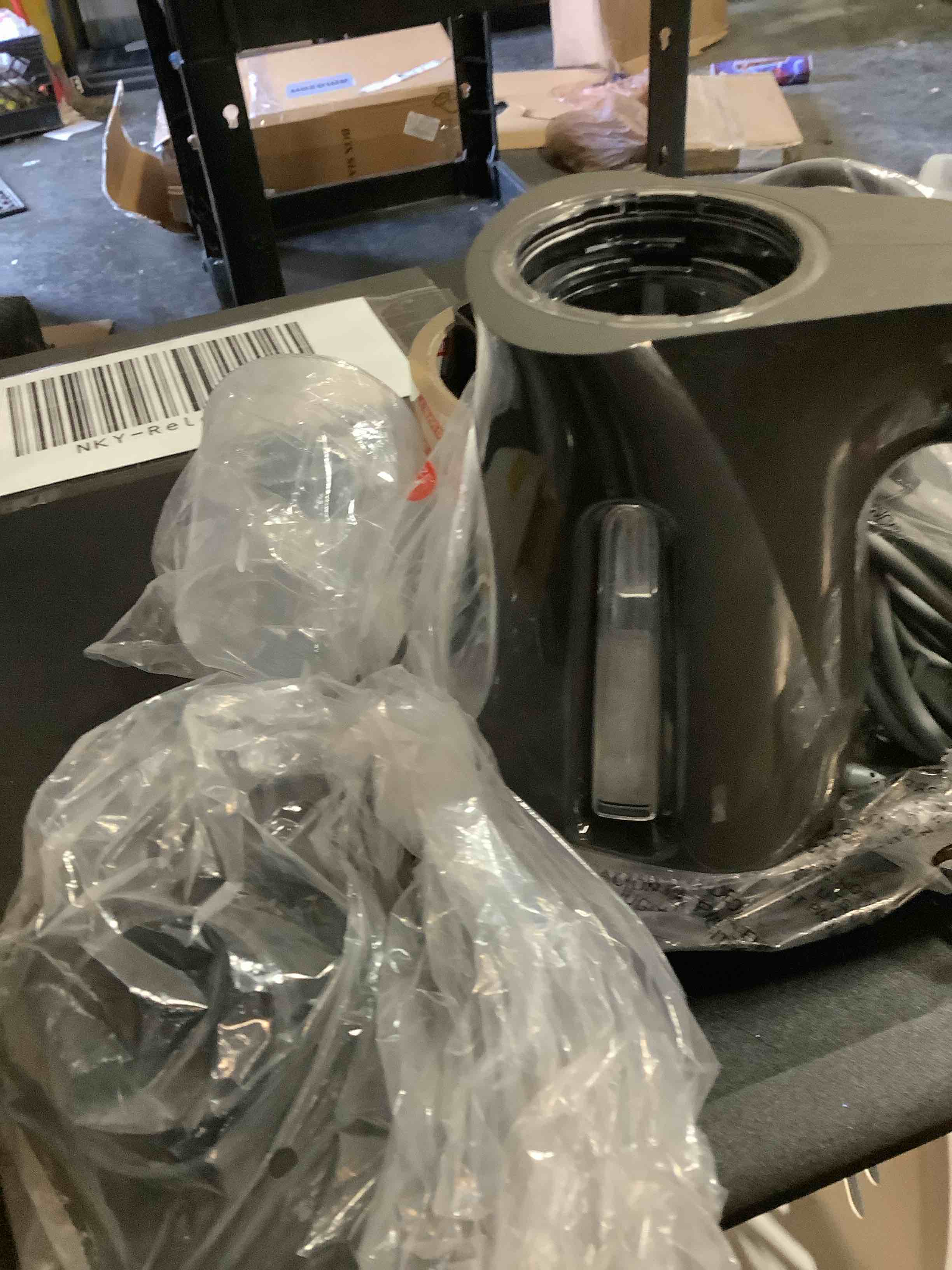 Condition photo showing Good Condition for HiLIFE Steamer for Clothes, Portable Handheld Design, 240ml Big Capacity, 700W, Strong Penetrating Steam, Removes Wrinkle, for Home, Office(ONLY FOR 120V)-Black