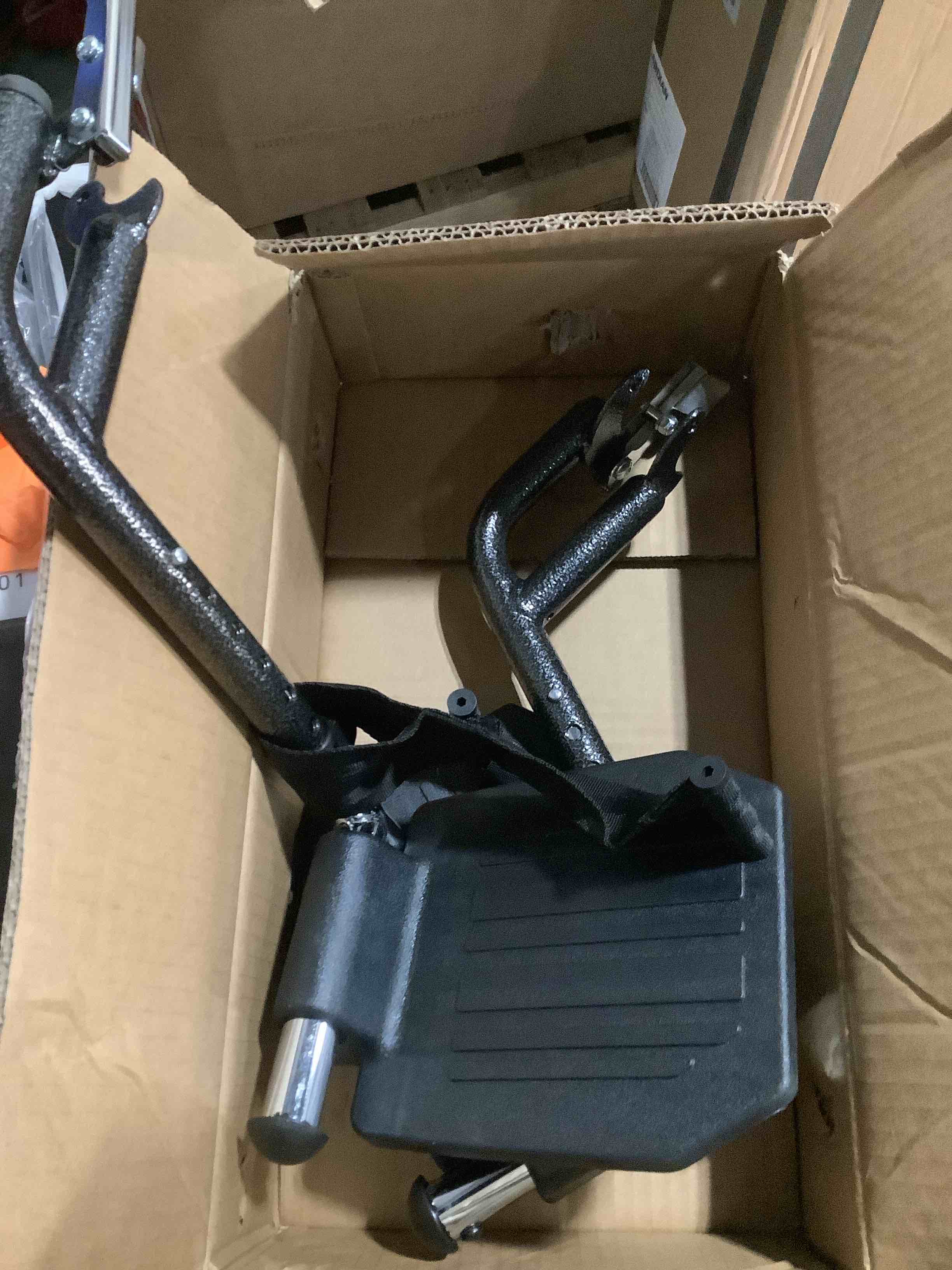 Condition photo showing Good Condition for (1Pair) Wheelchair Replacement Footrests,Wheelchair Replacement Parts,Wheelchair Swivel Footrests for Standard Wheelchairs,Black