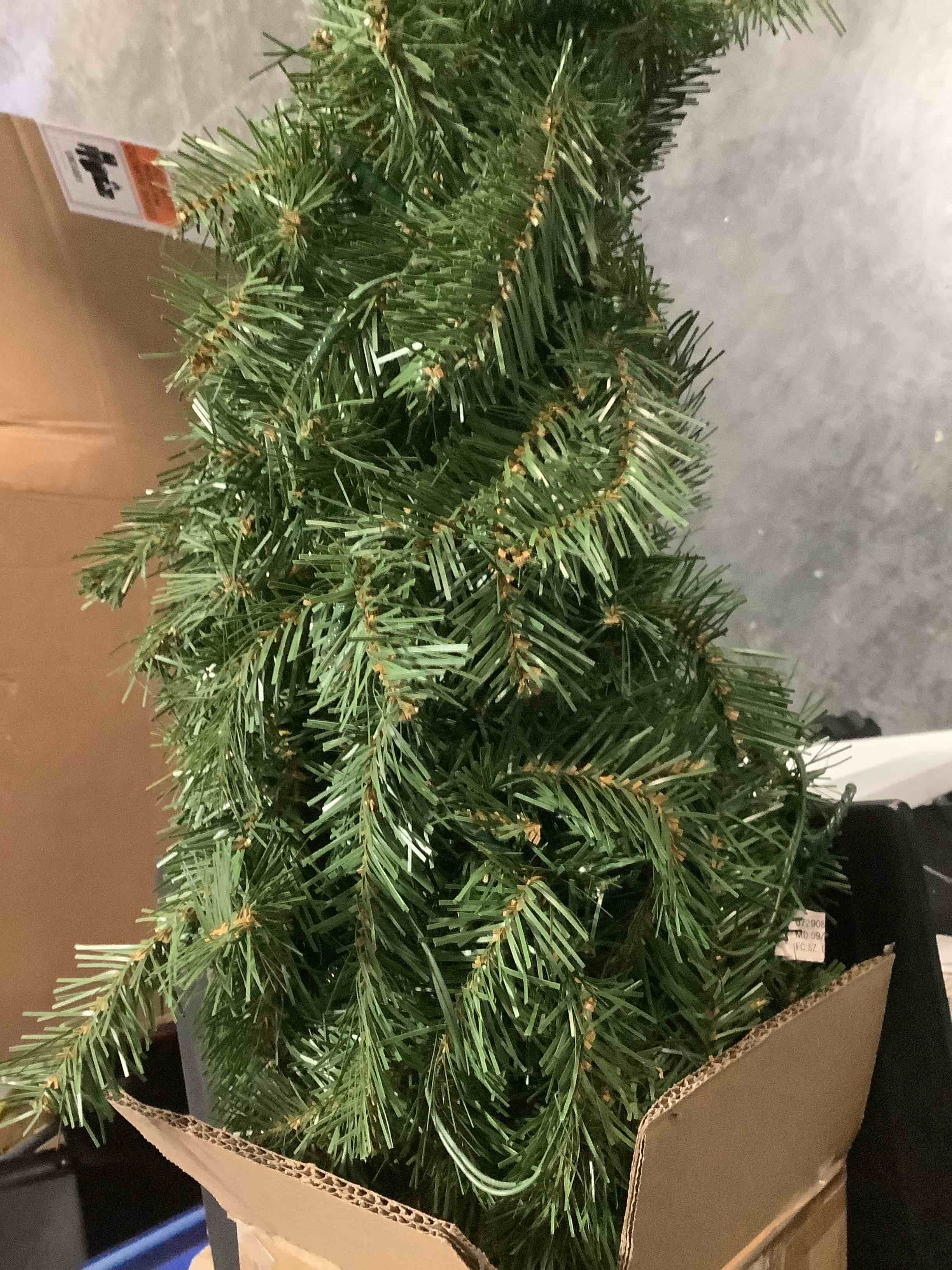 Condition photo showing Good Condition for National Tree 9 Foot by 10 Inch Norwood Fir Garland with 50 Battery Operated Soft White LED Lights (NF-308-9A-B)
